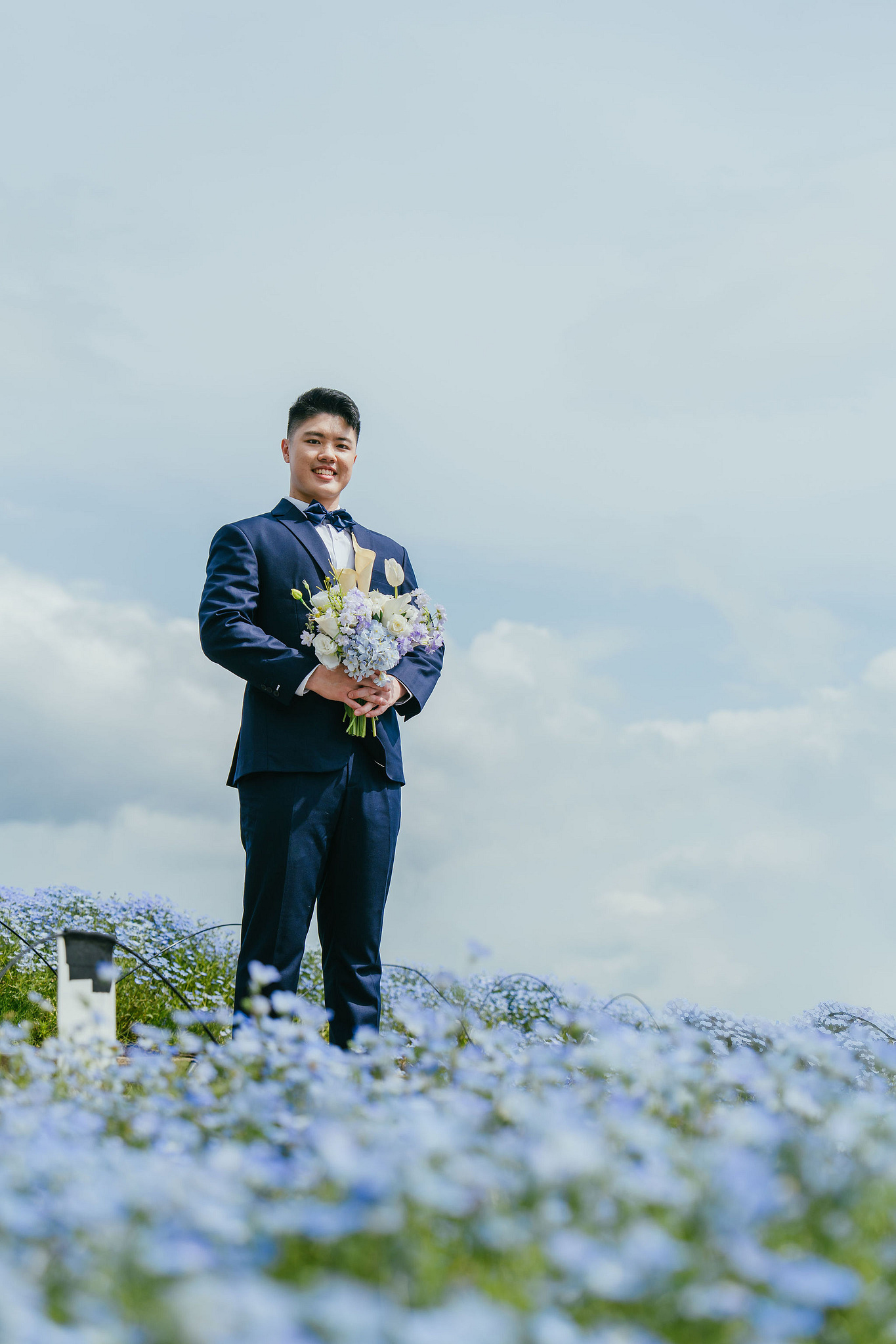 Mt. Fuji Pre-Wedding Photoshoot | Mt. Fuji Village, Oishi Park & Mt. Fuji Park at Oishi Park pre-wedding photo