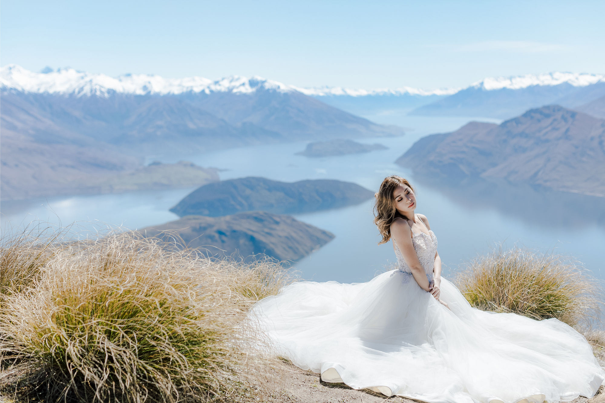 Kryz Uy And Slater Pre Wedding Photoshoot At Roy's Peak, Alpaca Farm And Arrowtown at Coromandel Peak pre-wedding photo