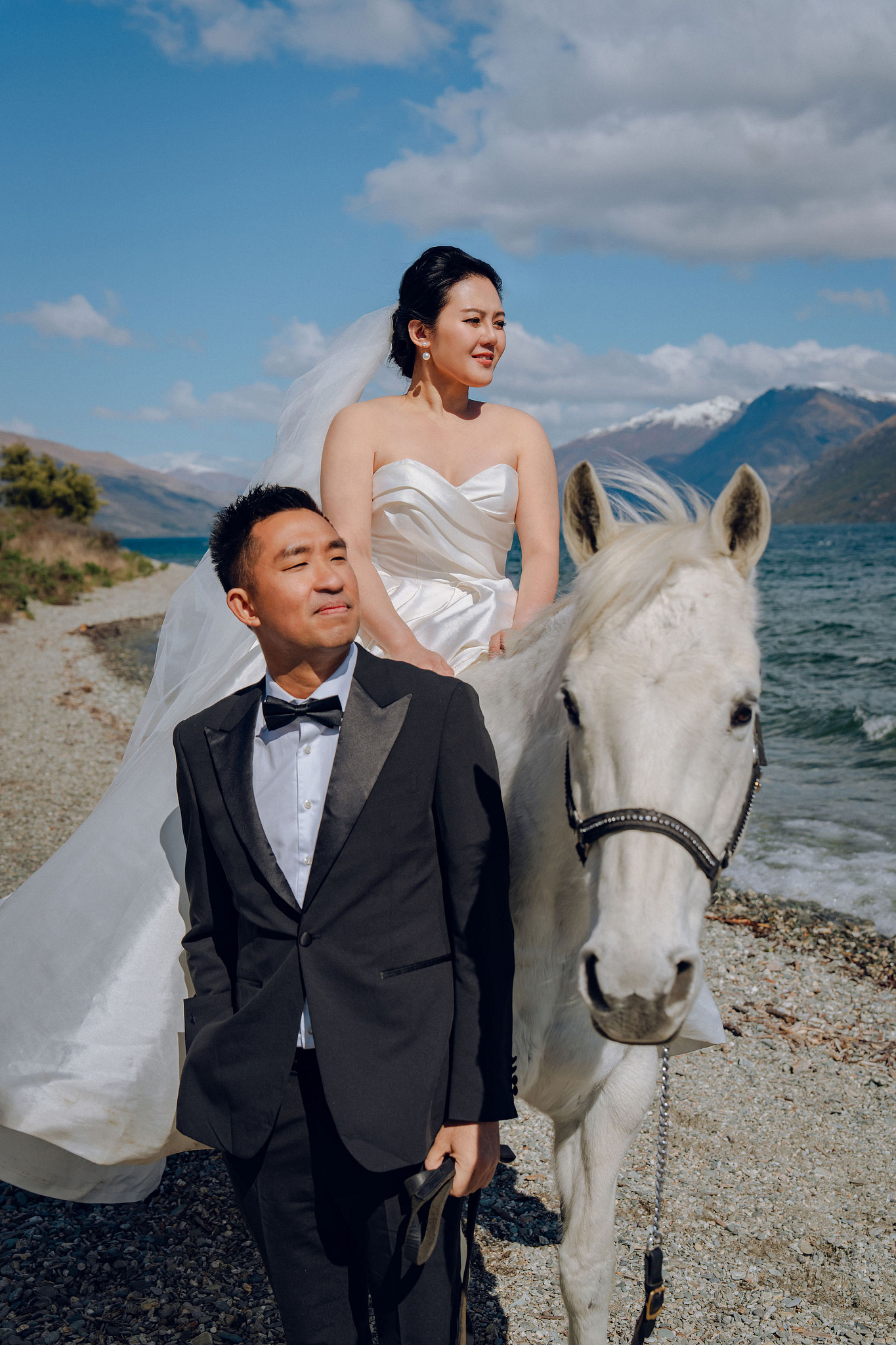 New Zealand Pre-Wedding Photoshoot | Lake Tekapo, Mount Cook, Tasman Glacier & Lake Wakatipu at Lake Wakatipu pre-wedding photo