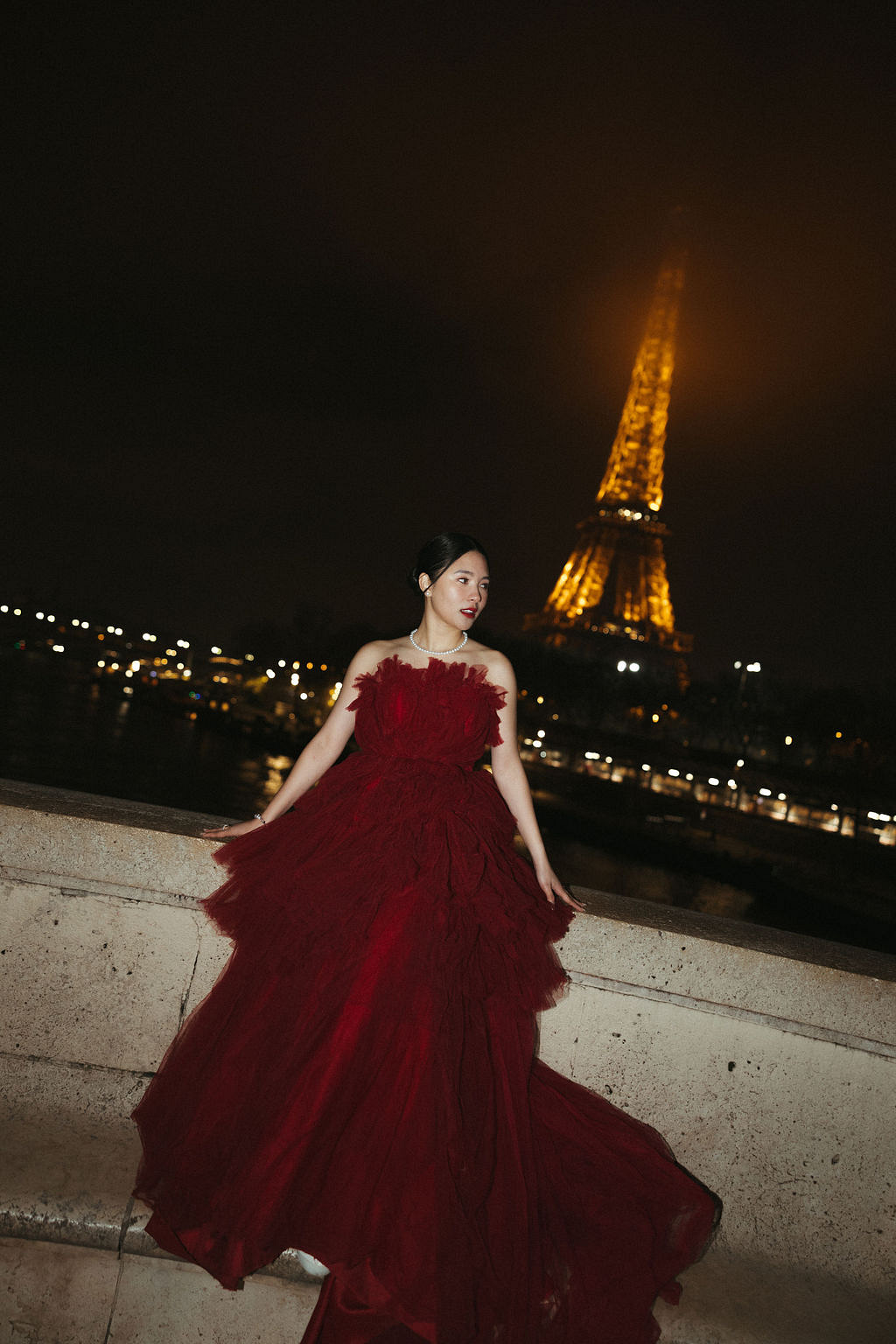 Paris Pre-Wedding Photoshoot with Eiﬀel Tower Louvre Museum Parisian Cafe Vintage Car Rooftop Night at Bir-Hakeim Bridge pre-wedding photo