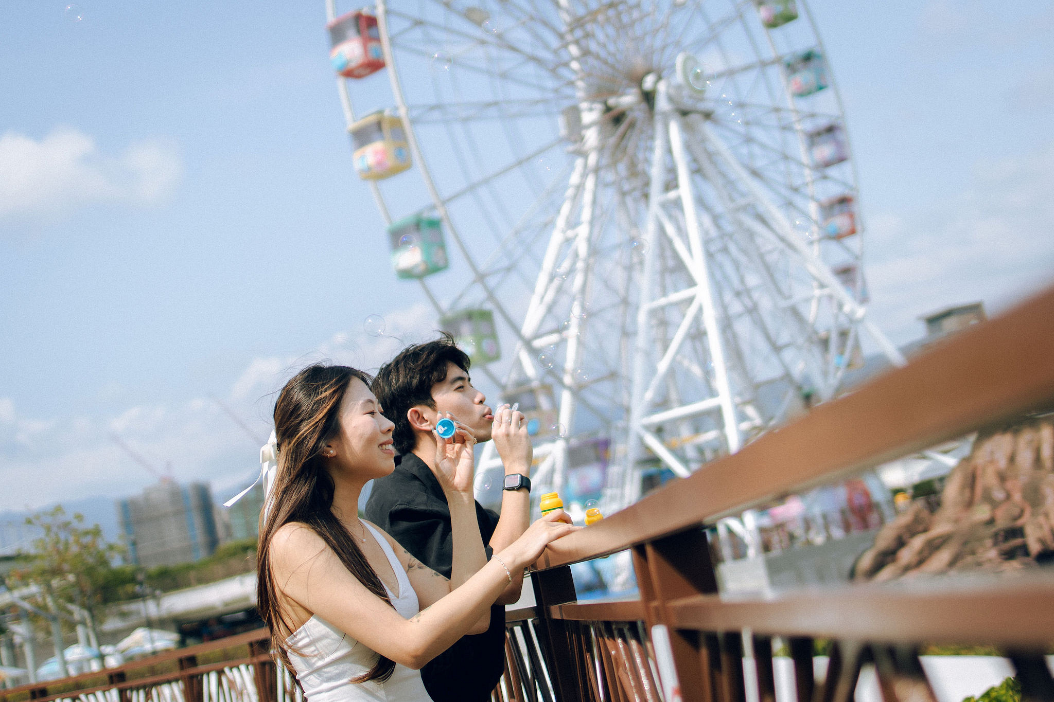 Taiwan Pre-Wedding Photoshoot | Dadaocheng & Children's Amusement Park at Children's Amusement Park pre-wedding photo