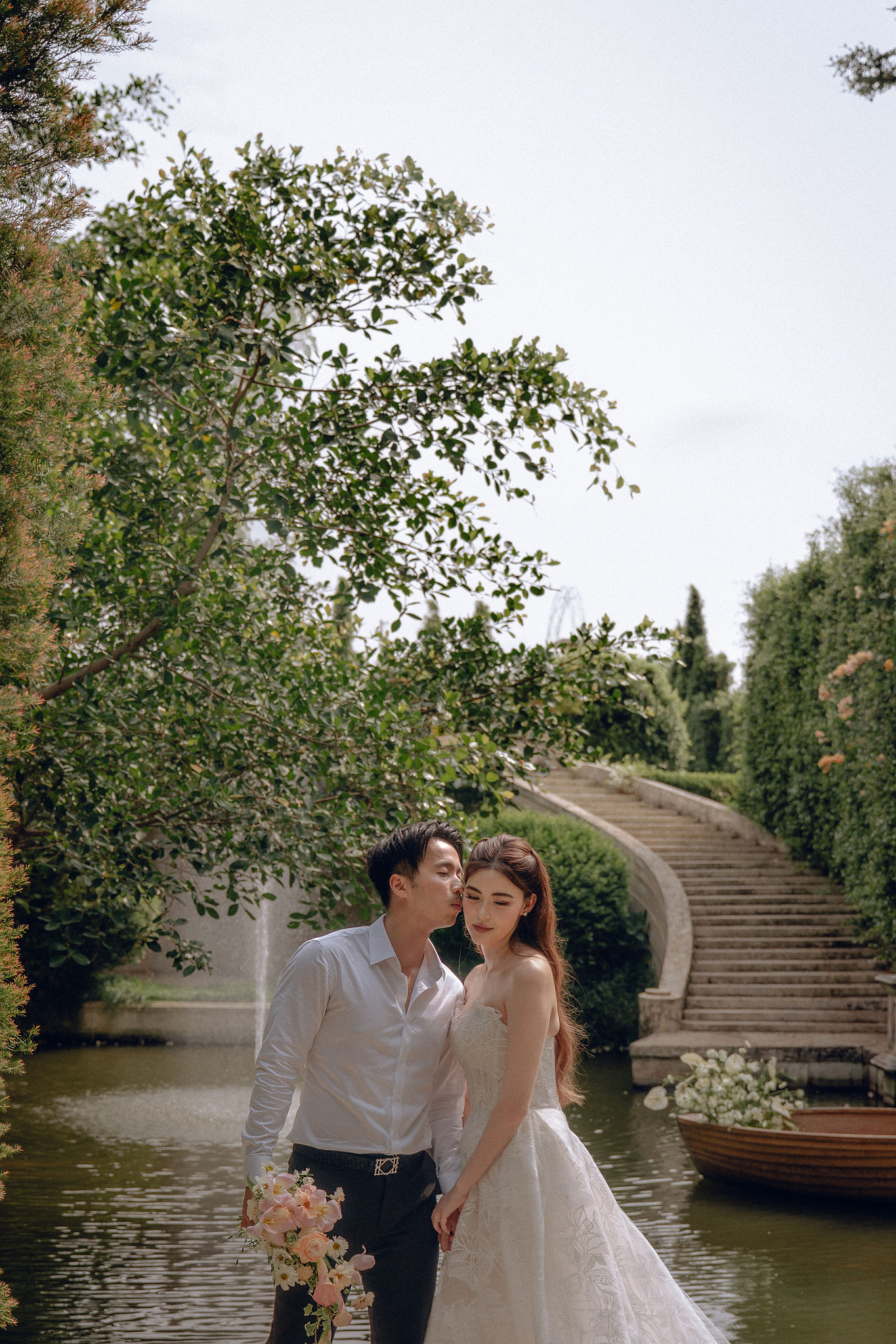 Ho Chi Minh Vietnam Pre-Wedding Photoshoot | European Film Studio, Market Streets & Saigon Bridge at Jardin de Rom pre-wedding photo