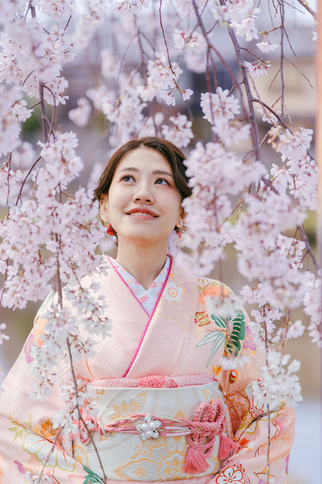 Kyoto Pre-Wedding Photoshoot | Nara Park, Gion & Mount Wakakusa at Gion pre-wedding photo