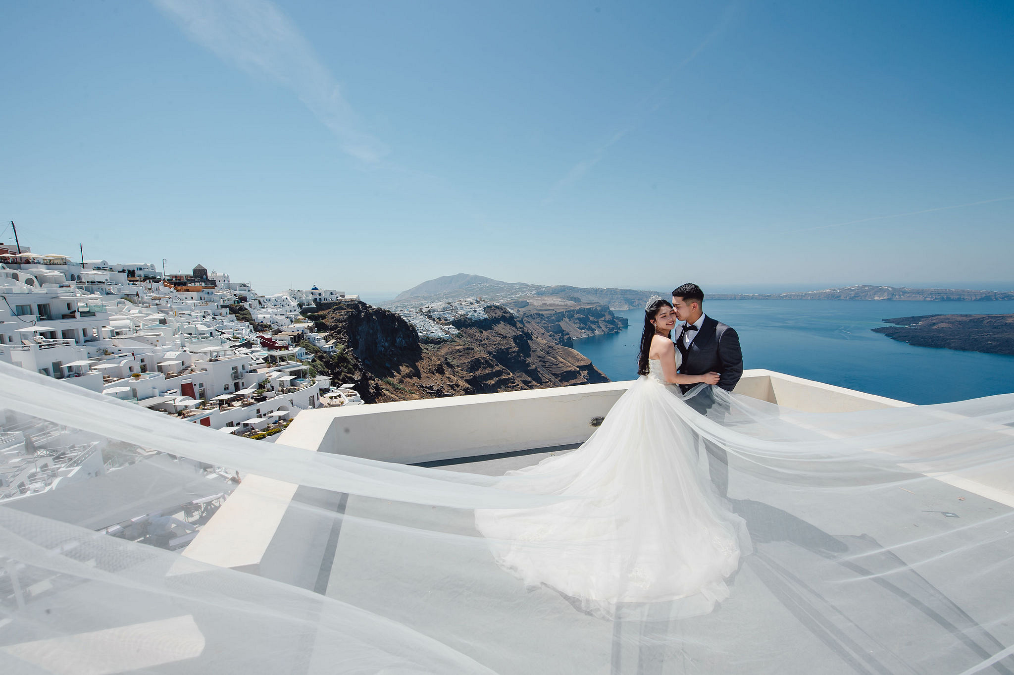 Santorini Pre-Wedding Photoshoot | Imerovigli, Firostefani & Finikia at Imerovigli pre-wedding photo