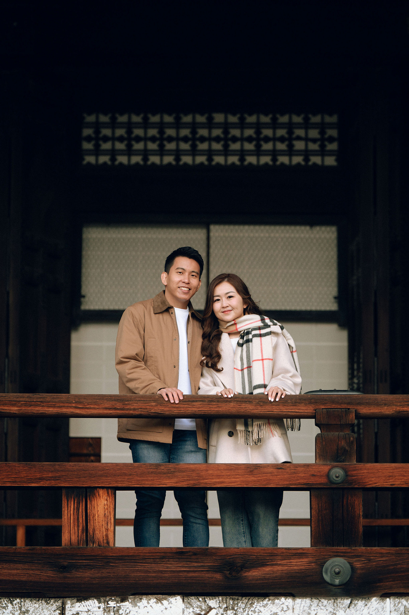 Kyoto Pre-Wedding Photoshoot | Arashiyama River, Arashiyama Temple & Mt. Wakakusa at Arashiyama Temple pre-wedding photo