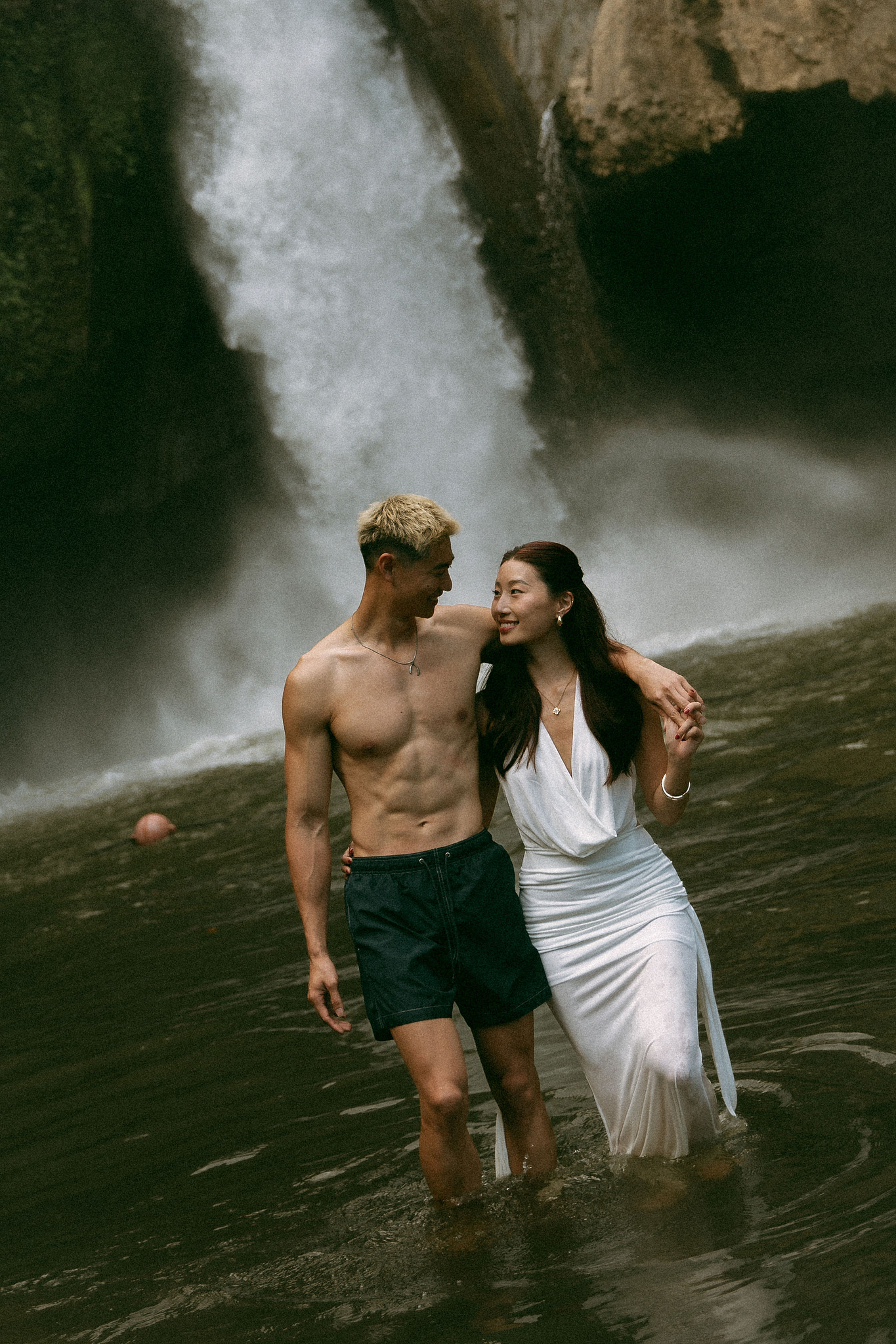Bali Pre-Wedding Photoshoot | Lake Tamblingan, Kebun Raya Botanic Gardens & Blangsinga Waterfall at Blangsinga Waterfall pre-wedding photo