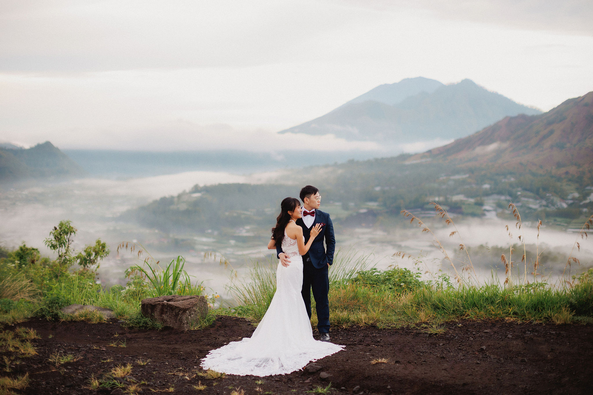 Bali Pre-Wedding Photoshoot | Pinggan Village, Sawangan Beach, Twin Cliff Valley & Malini Uluwatu at Pinggan Village   pre-wedding photo