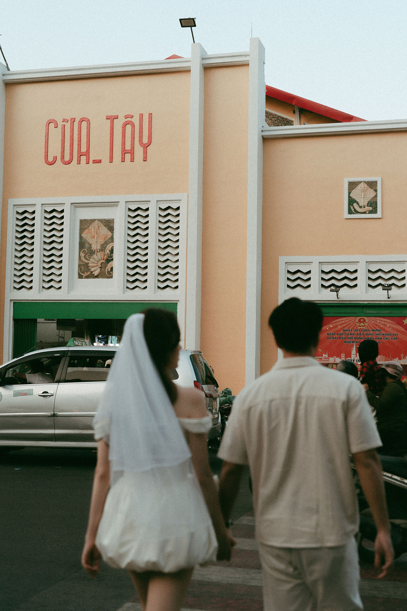 Ho Chi Minh Vietnam Pre-Wedding Photoshoot | European Film Studio, Market Streets & Saigon Bridge at Local Market pre-wedding photo