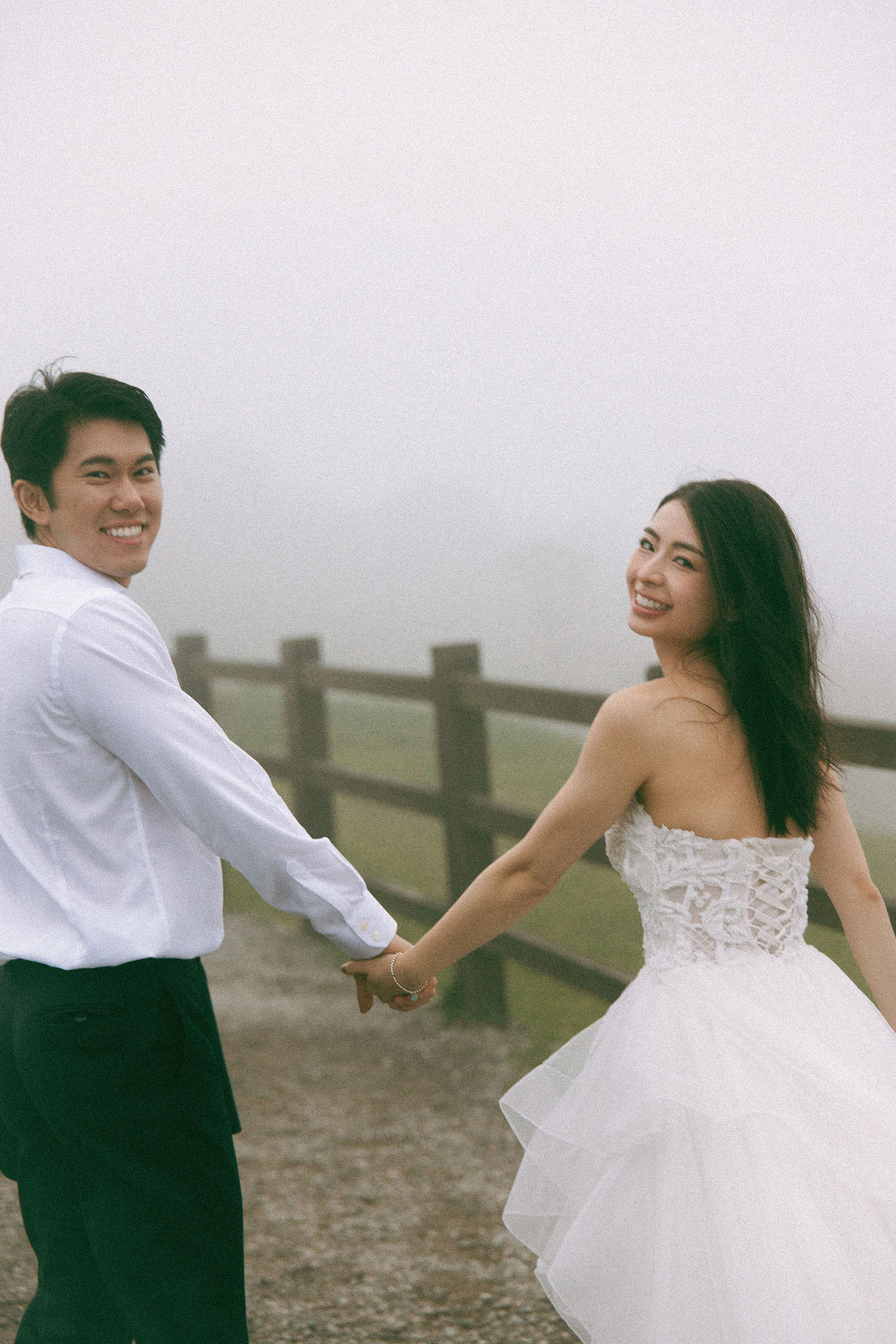Taiwan Pre-Wedding Photoshoot Traditional Garden Qi Pao Experience Yangmingshan Vintage Night Market Shoot at Yang Ming Shan pre-wedding photo