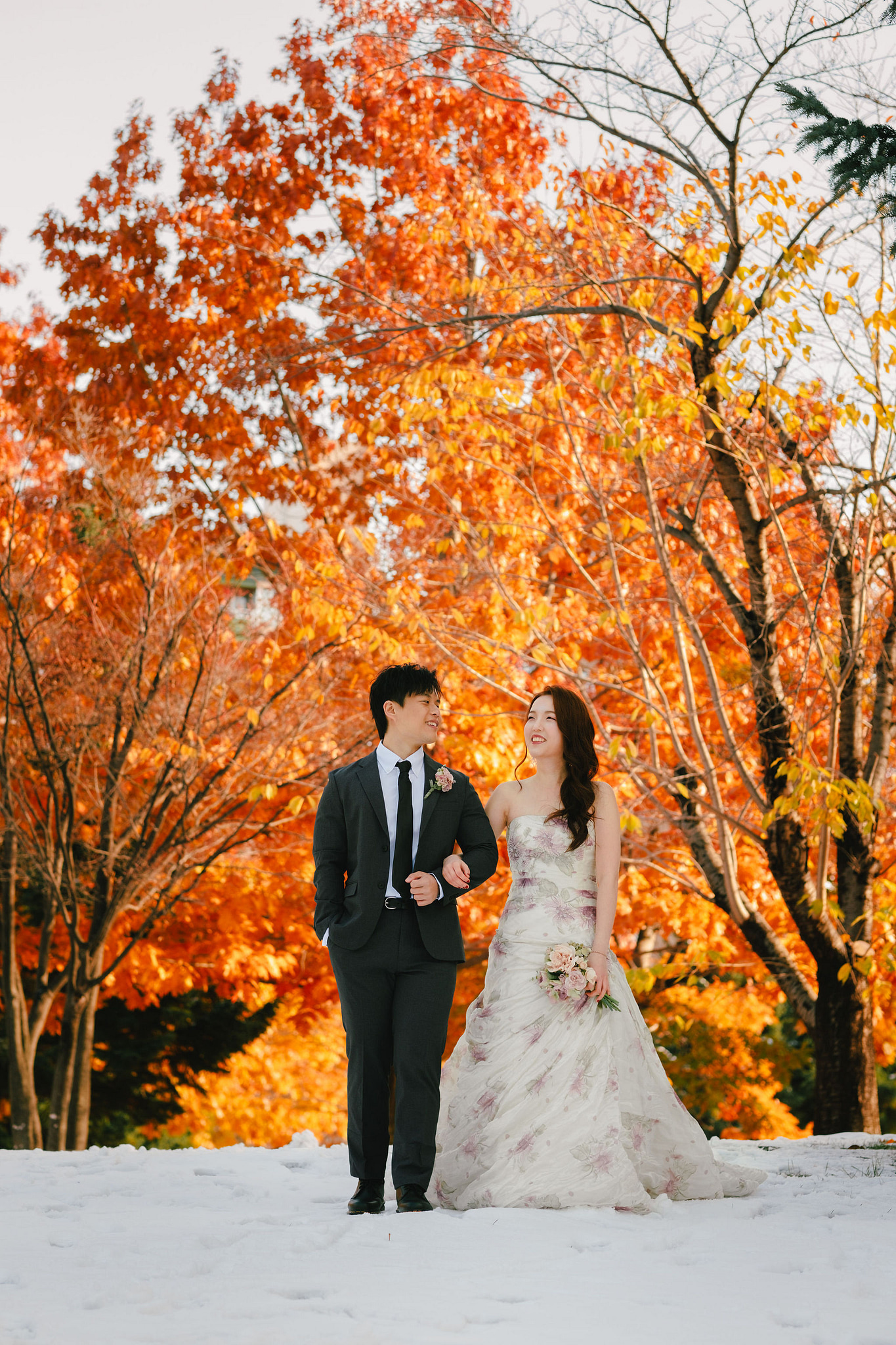 Hokkaido Pre-Wedding Photoshoot | Nakajima Park & Otaru City at Nakajima Park & Otaru City pre-wedding photo