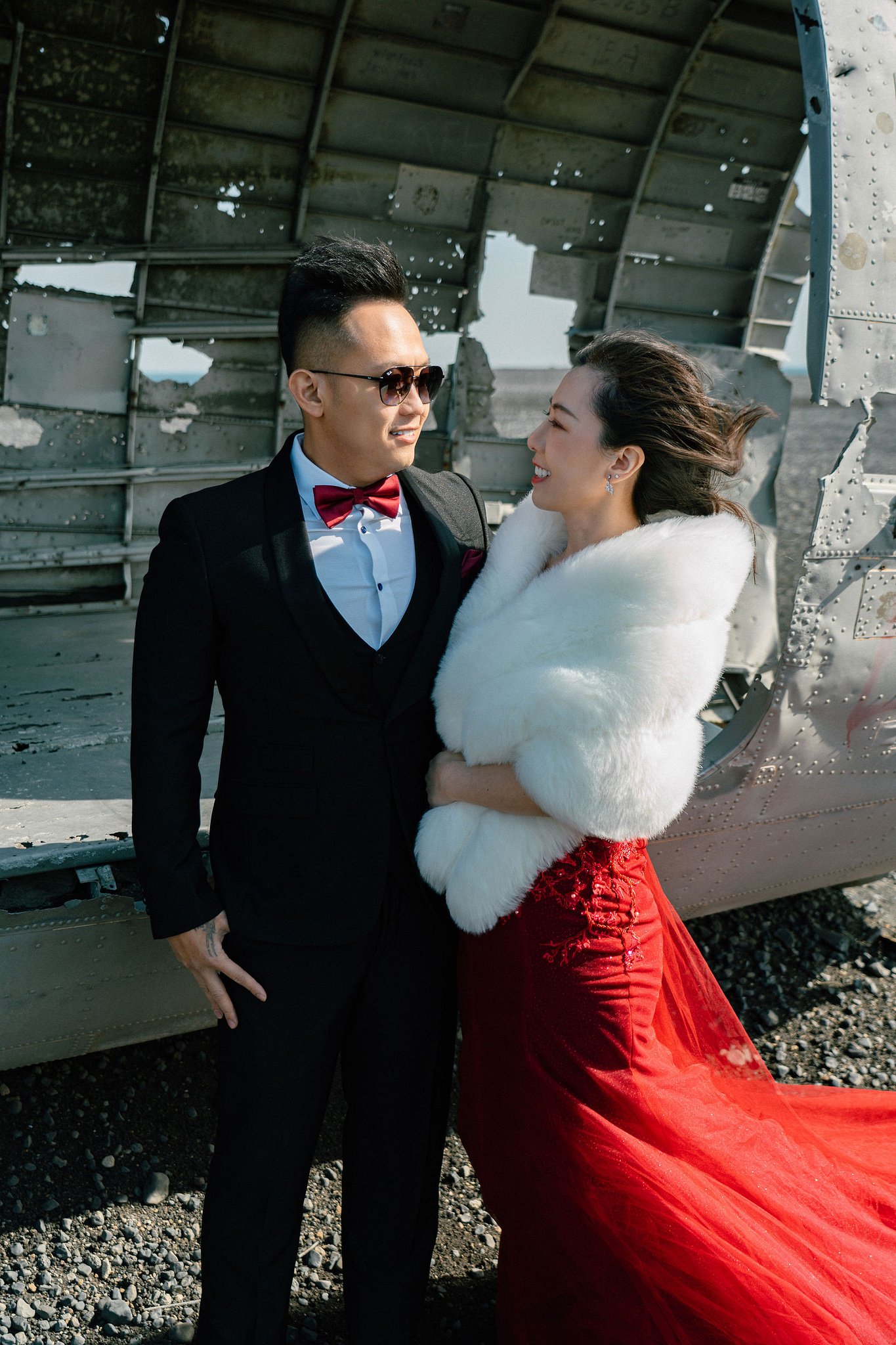 Iceland Pre-Wedding Photoshoot | Hallgrimskirkja, Skogafoss, DC Plane Wreck & Black Sand Beach at DC Plane Wreck pre-wedding photo