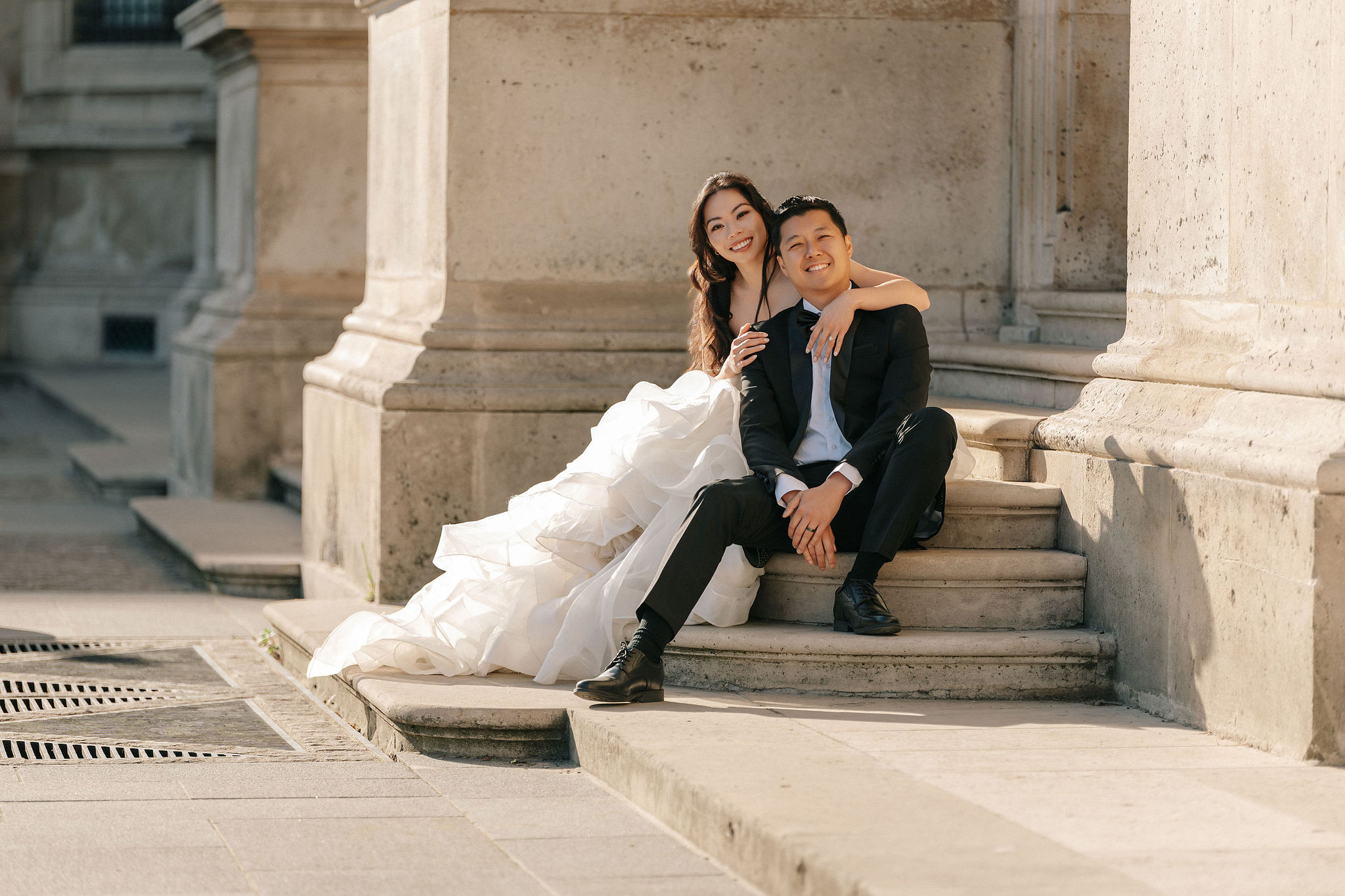 Paris Pre-Wedding Photoshoot | Place du Trocadéro, Port Debilly, Louvre, Parisian Streets & Bir-Hakeim Bridge at Louvre pre-wedding photo