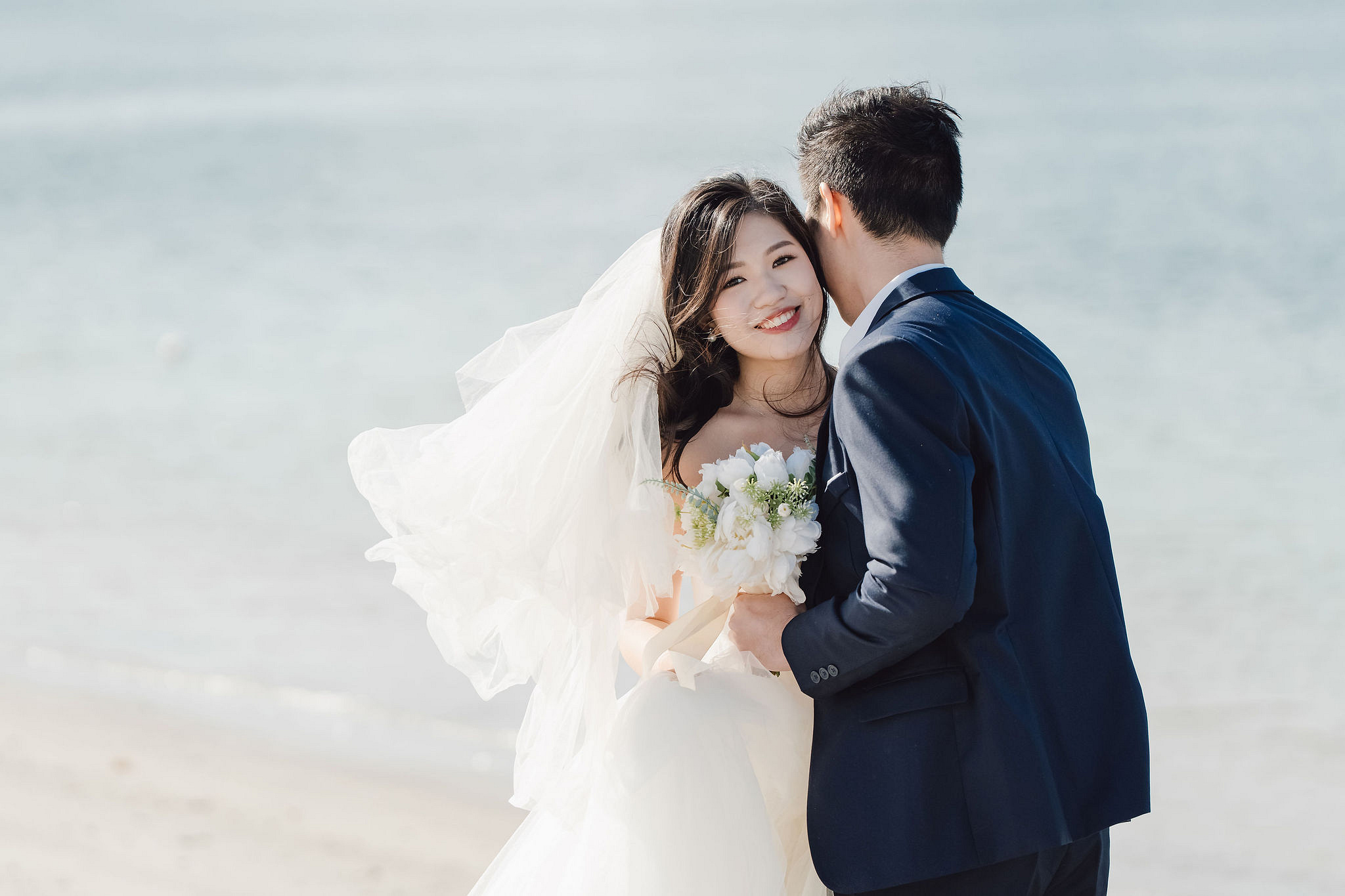 Tokyo Pre-Wedding Photoshoot | Tokyo Shrine, Tokyo Beach & Shibuya at Tokyo Beach pre-wedding photo