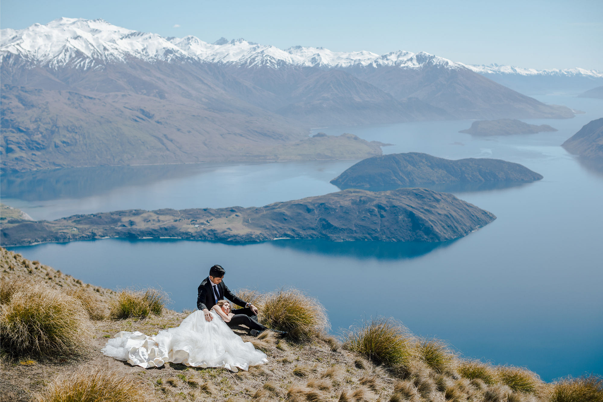 Kryz Uy And Slater Pre Wedding Photoshoot At Roy's Peak, Alpaca Farm And Arrowtown at Coromandel Peak pre-wedding photo