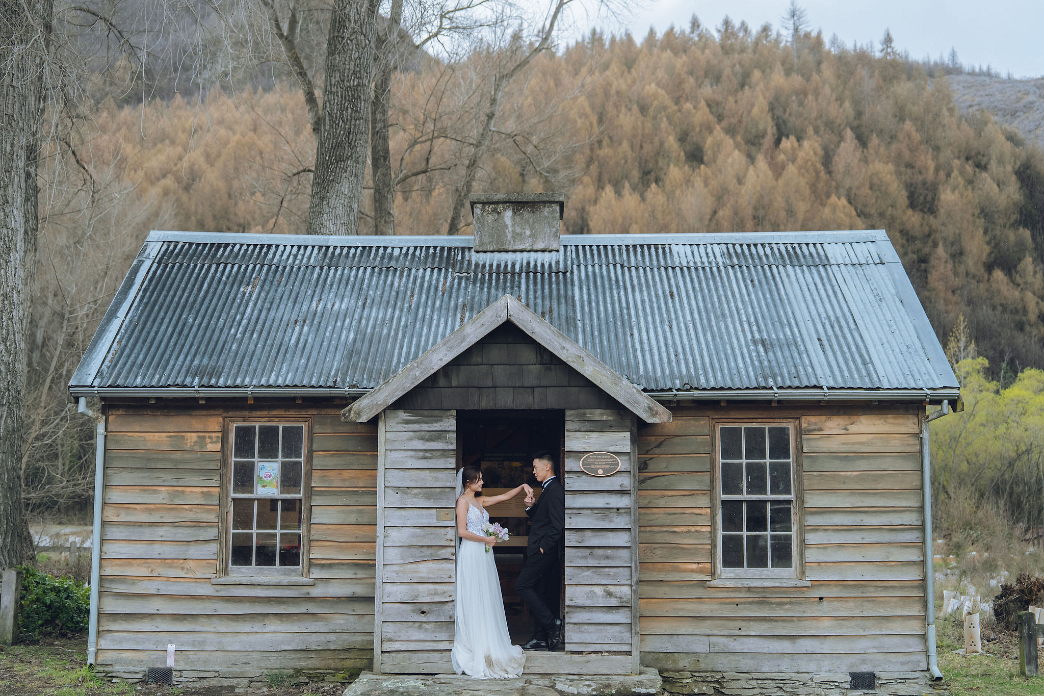 New Zealand Pre-Wedding Photoshoot | Queenstown, Lake Wakatipu, Skippers Canyon & Arrowtown at Arrowtown Hut and Woods pre-wedding photo