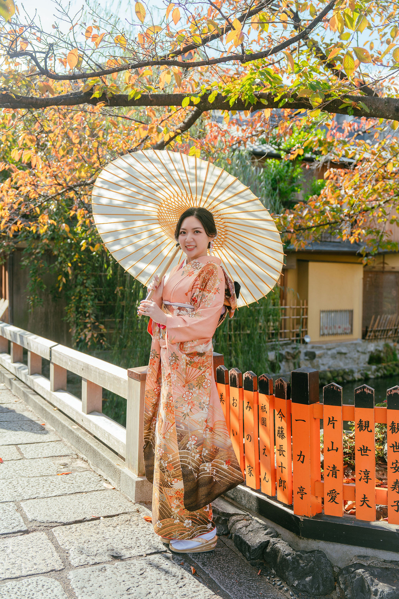 Kyoto Pre-Wedding Photoshoot | Gion Streets & Fushimi Inari Shrine & Nara Park at Fushimi Inari Shrine pre-wedding photo