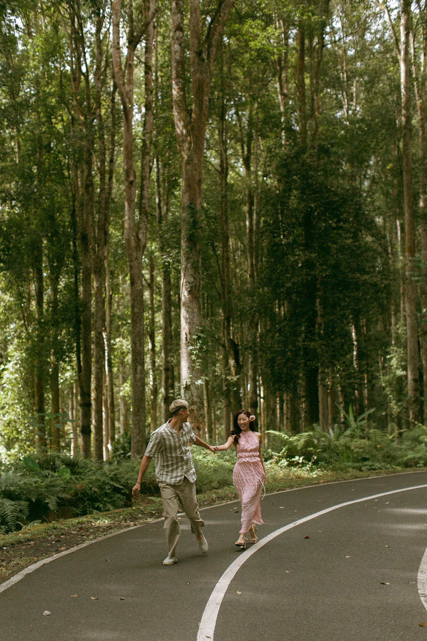 Bali Pre-Wedding Photoshoot | Lake Tamblingan, Kebun Raya Botanic Gardens & Blangsinga Waterfall at Botanic Gardens pre-wedding photo