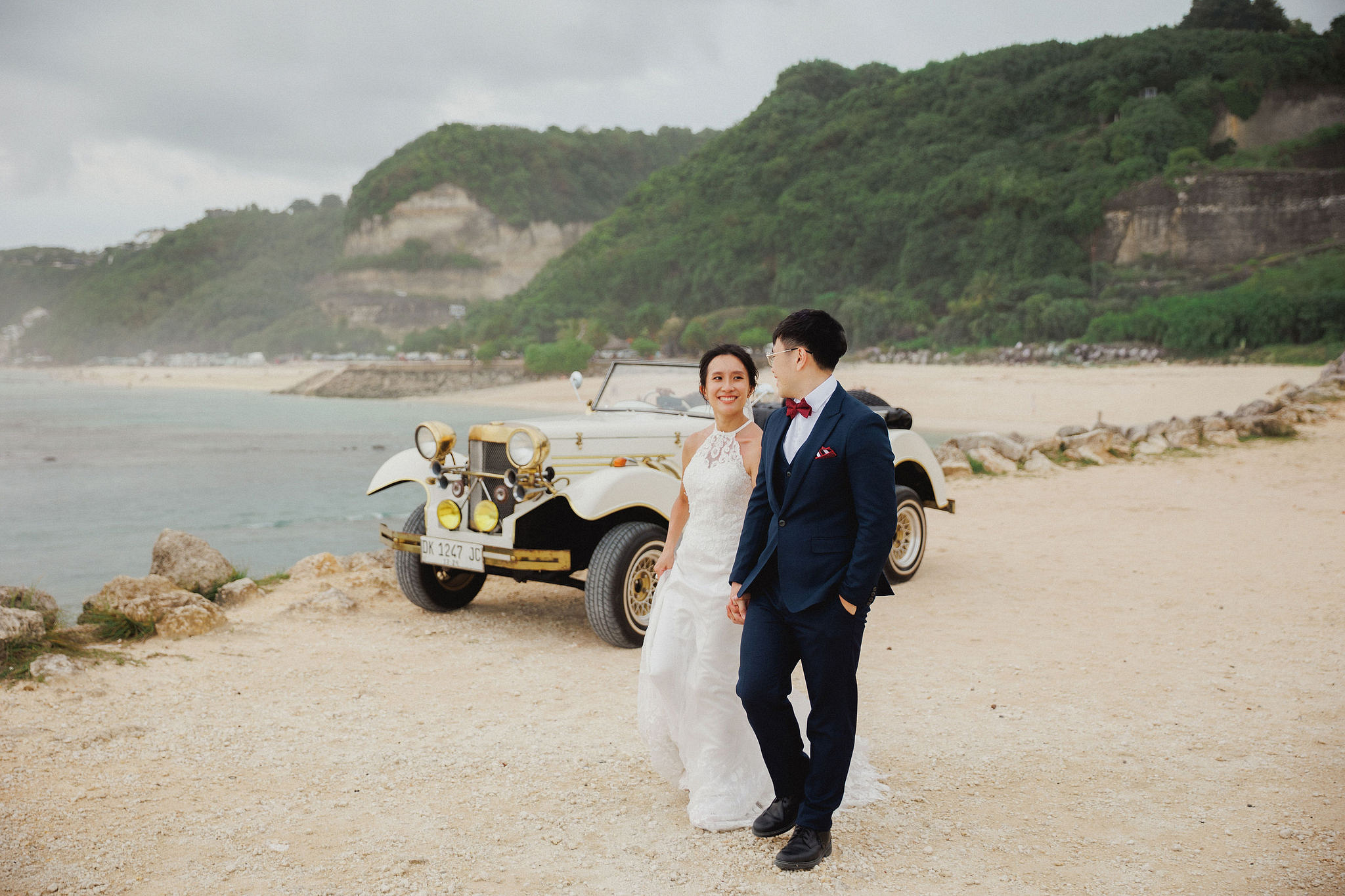 Bali Pre-Wedding Photoshoot | Pinggan Village, Sawangan Beach, Twin Cliff Valley & Malini Uluwatu at Twin Cliff Valley   pre-wedding photo