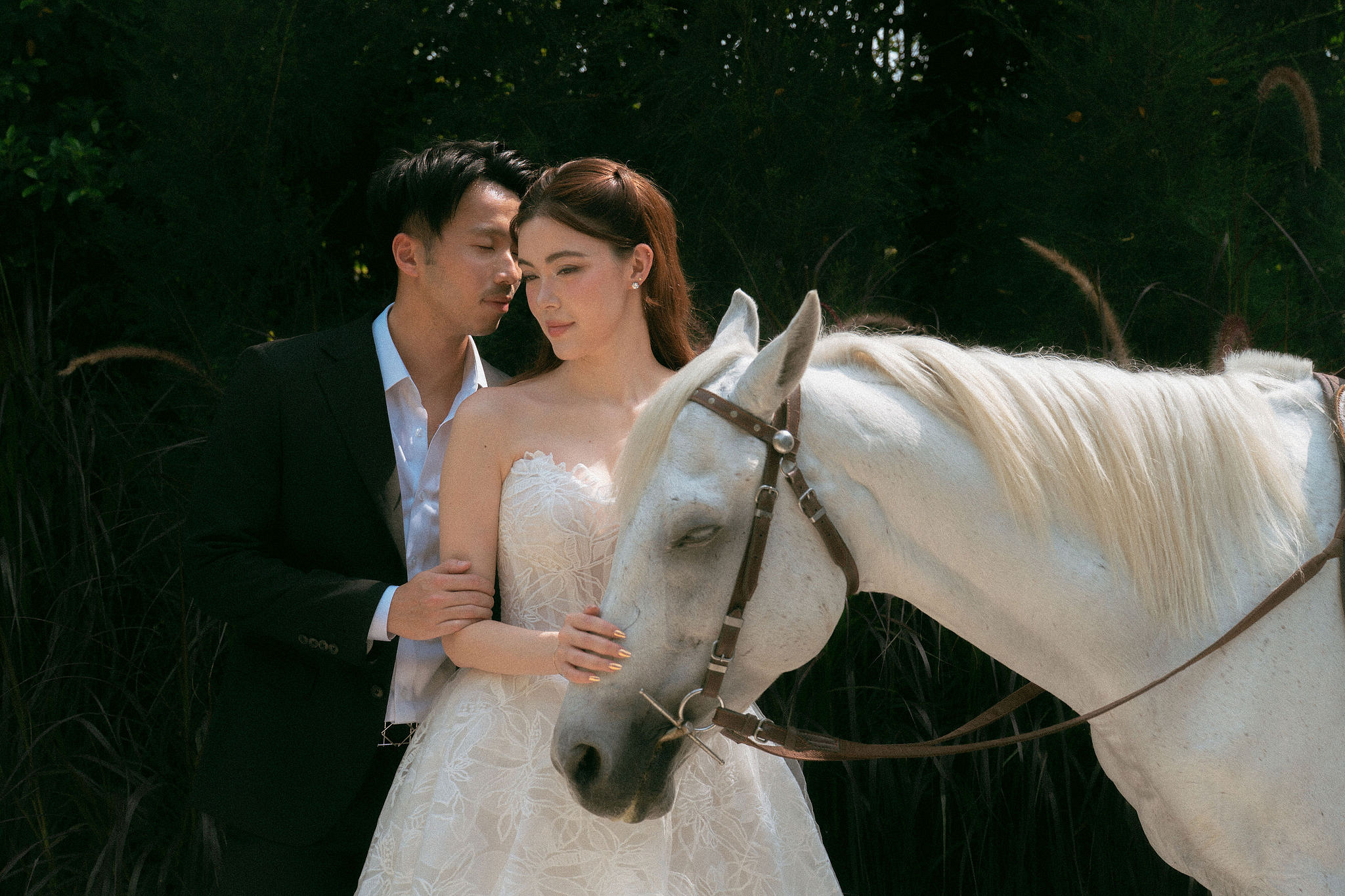 Ho Chi Minh Vietnam Pre-Wedding Photoshoot | European Film Studio, Market Streets & Saigon Bridge at Jardin de Rom pre-wedding photo
