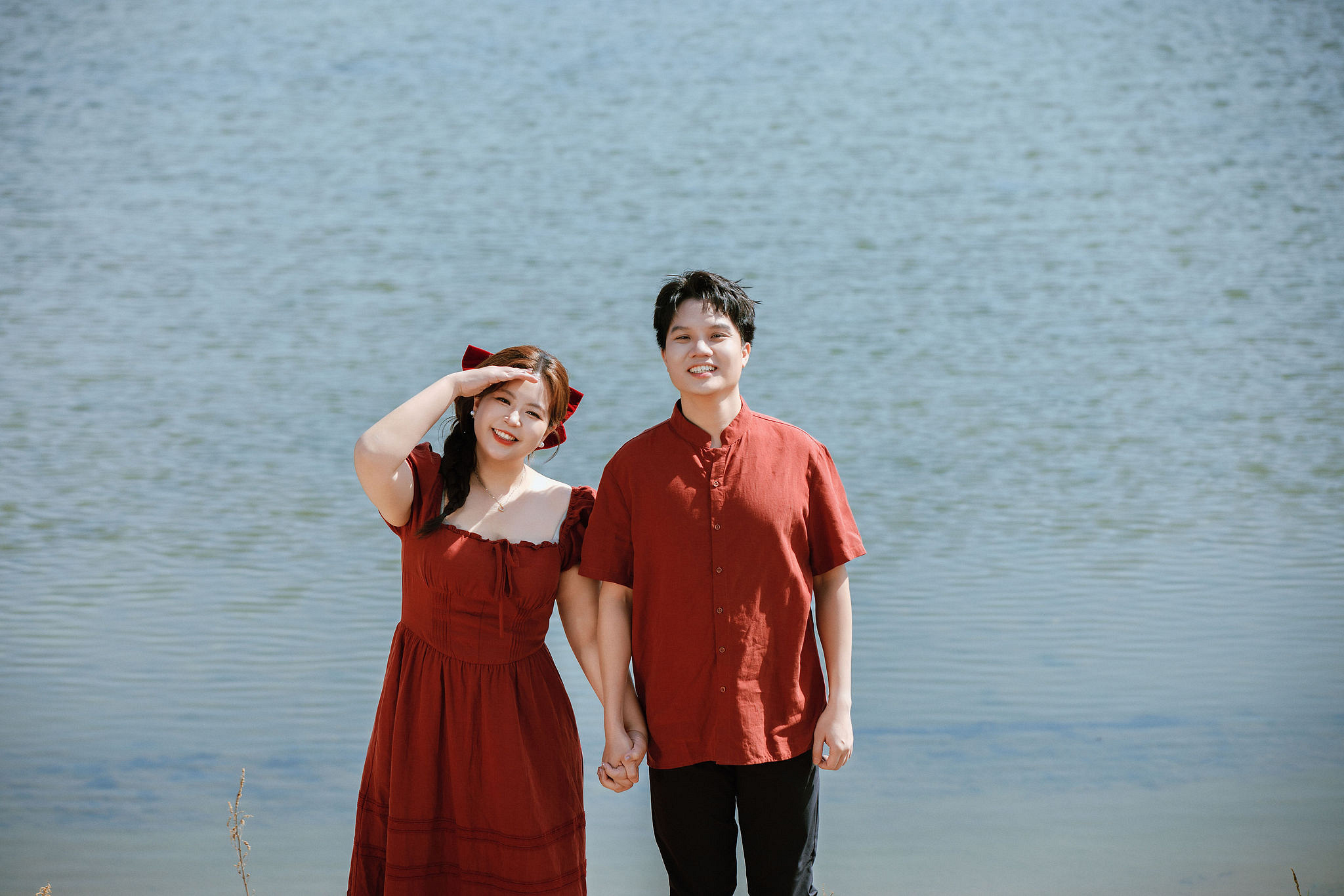 Lijiang Pre-Wedding Photoshoot | Spruce Meadow, Blue Moon Valley & Alpine Lake at Natural Lake pre-wedding photo