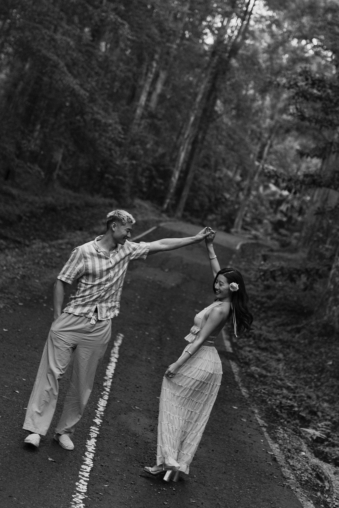 Bali Pre-Wedding Photoshoot | Lake Tamblingan, Kebun Raya Botanic Gardens & Blangsinga Waterfall at Botanic Gardens pre-wedding photo