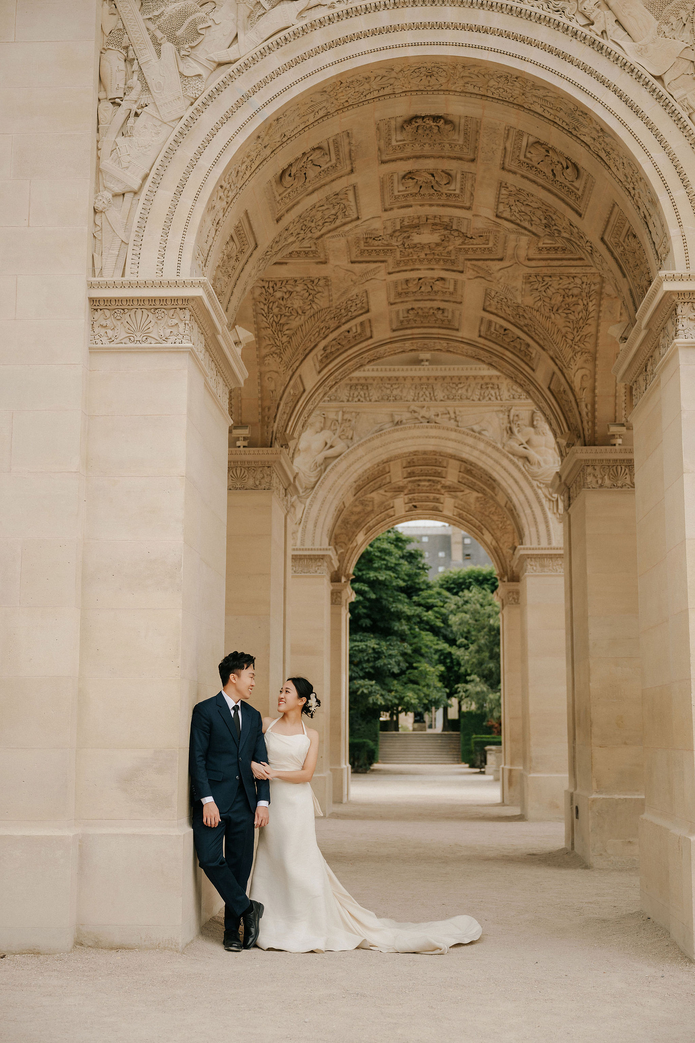 Paris Pre-Wedding Photoshoot | Place du Trocadéro, Bir-Hakeim Bridge, Louvre Pyramid, Tuileries Garden & Montmartre at Tuileries Garden pre-wedding photo
