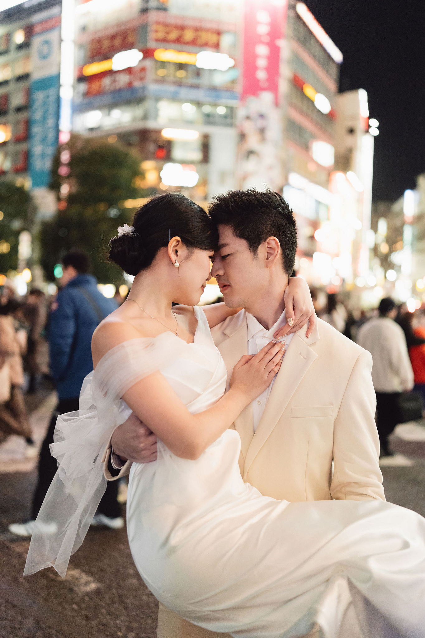 Tokyo Pre-Wedding Photoshoot | Tokyo Shrine, Tokyo Beach & Shibuya at Shibuya pre-wedding photo