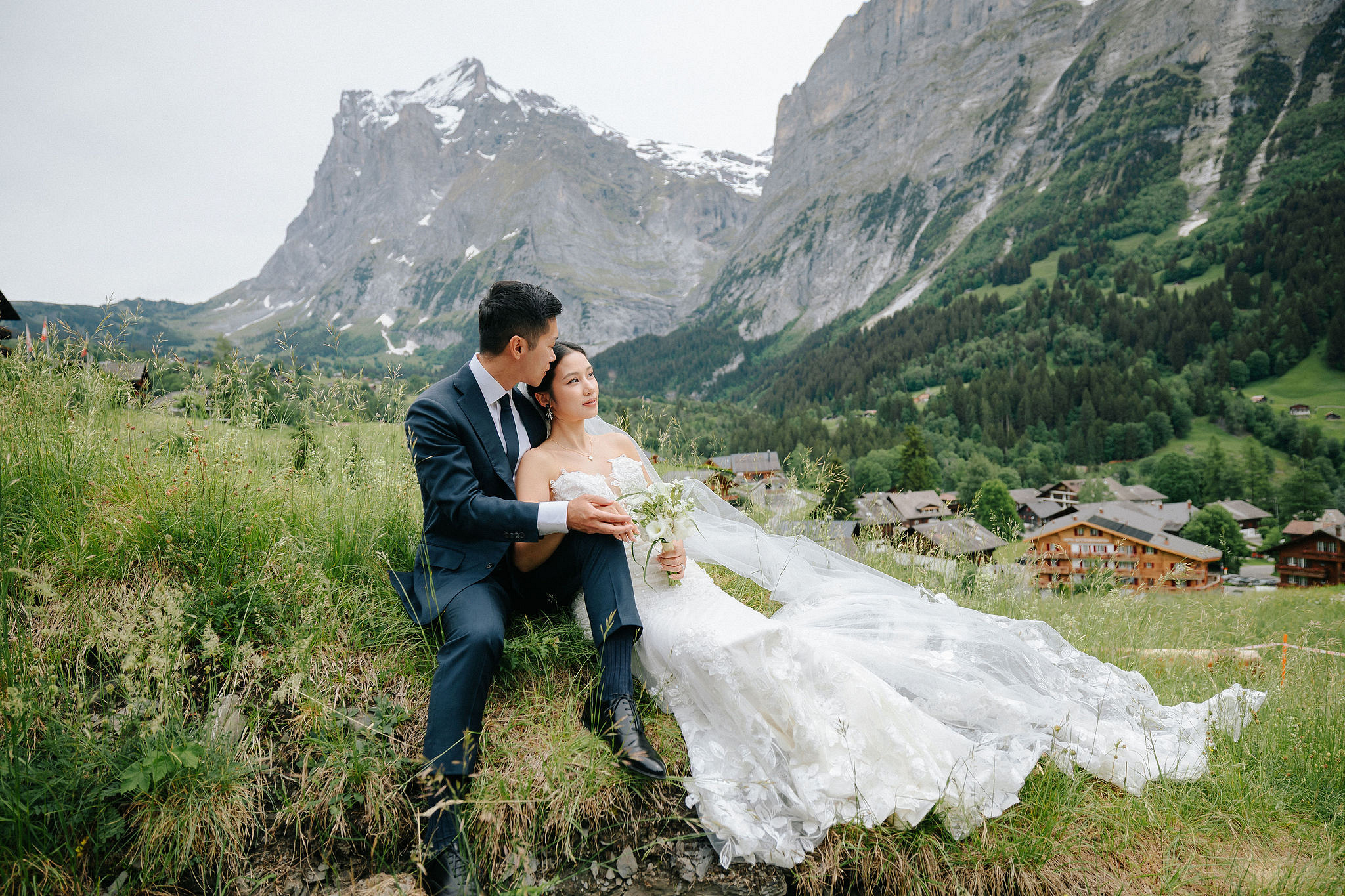 Switzerland Pre-Wedding Photoshoot | Grindelwald Village & Lauterbrunnen & Lake Lungern at Grindelwald Village pre-wedding photo