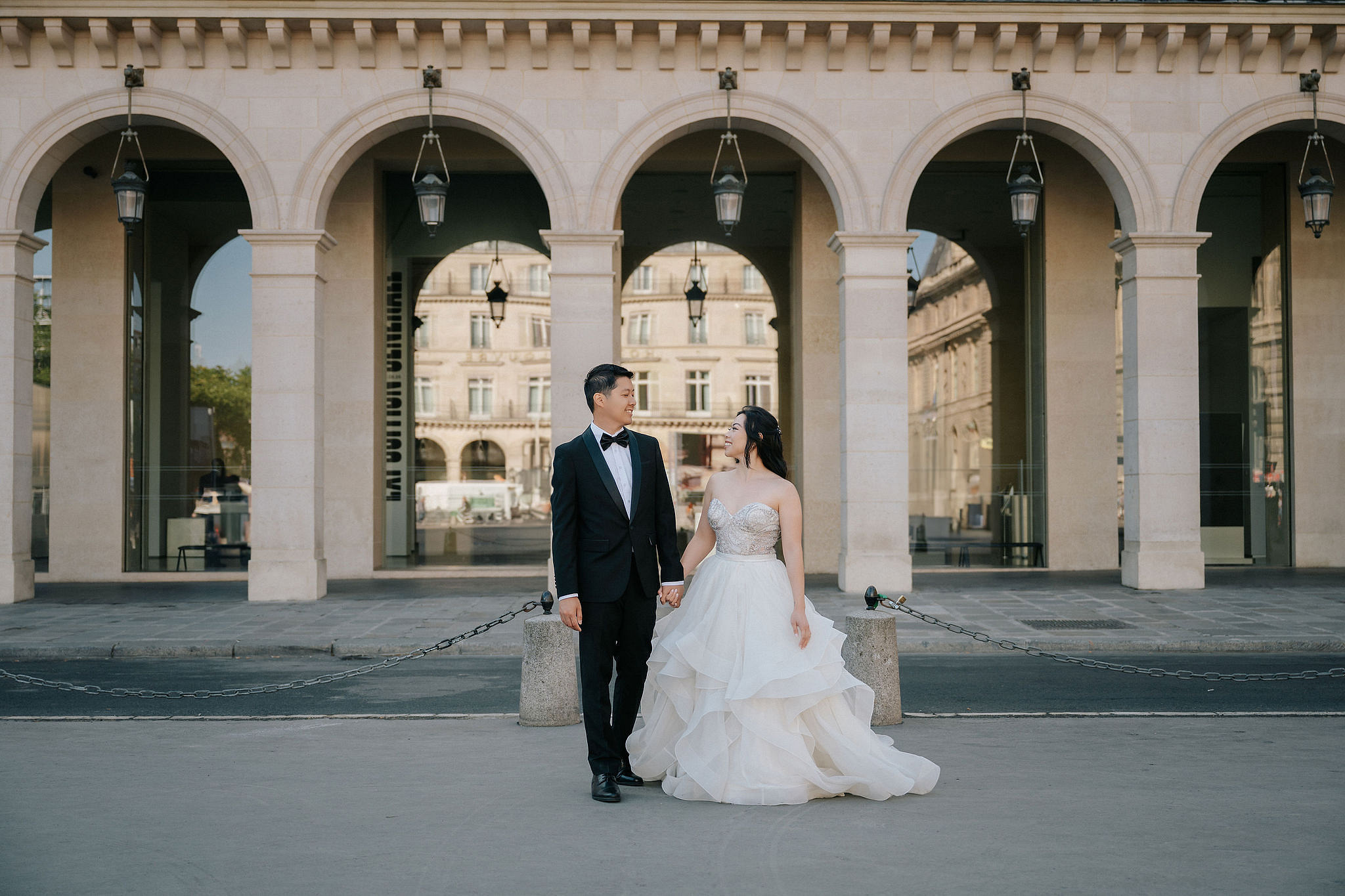 Paris Pre-Wedding Photoshoot | Place du Trocadéro, Port Debilly, Louvre, Parisian Streets & Bir-Hakeim Bridge at Parisian Streets pre-wedding photo