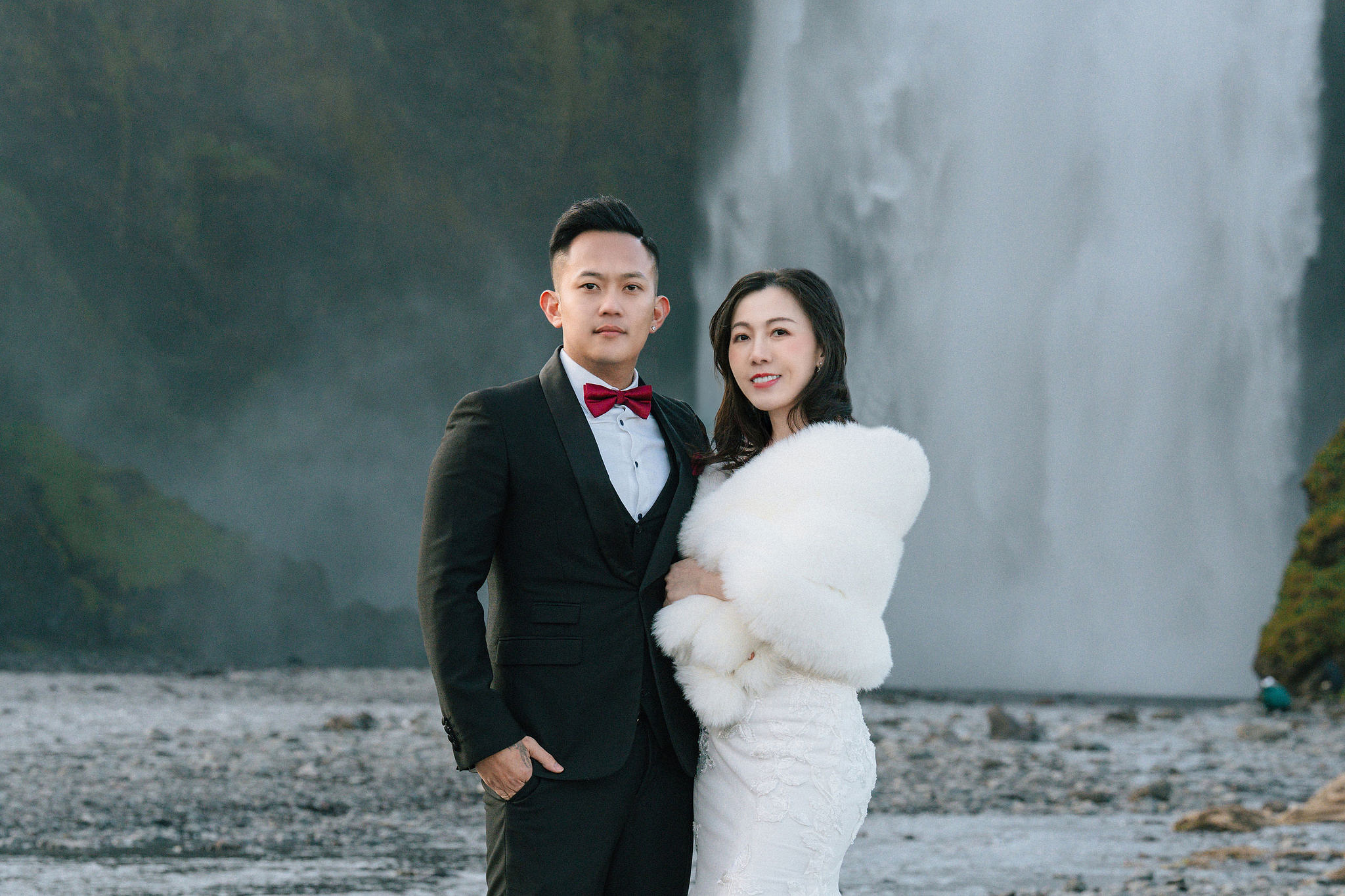 Iceland Pre-Wedding Photoshoot | Hallgrimskirkja, Skogafoss, DC Plane Wreck & Black Sand Beach at Skogafoss pre-wedding photo