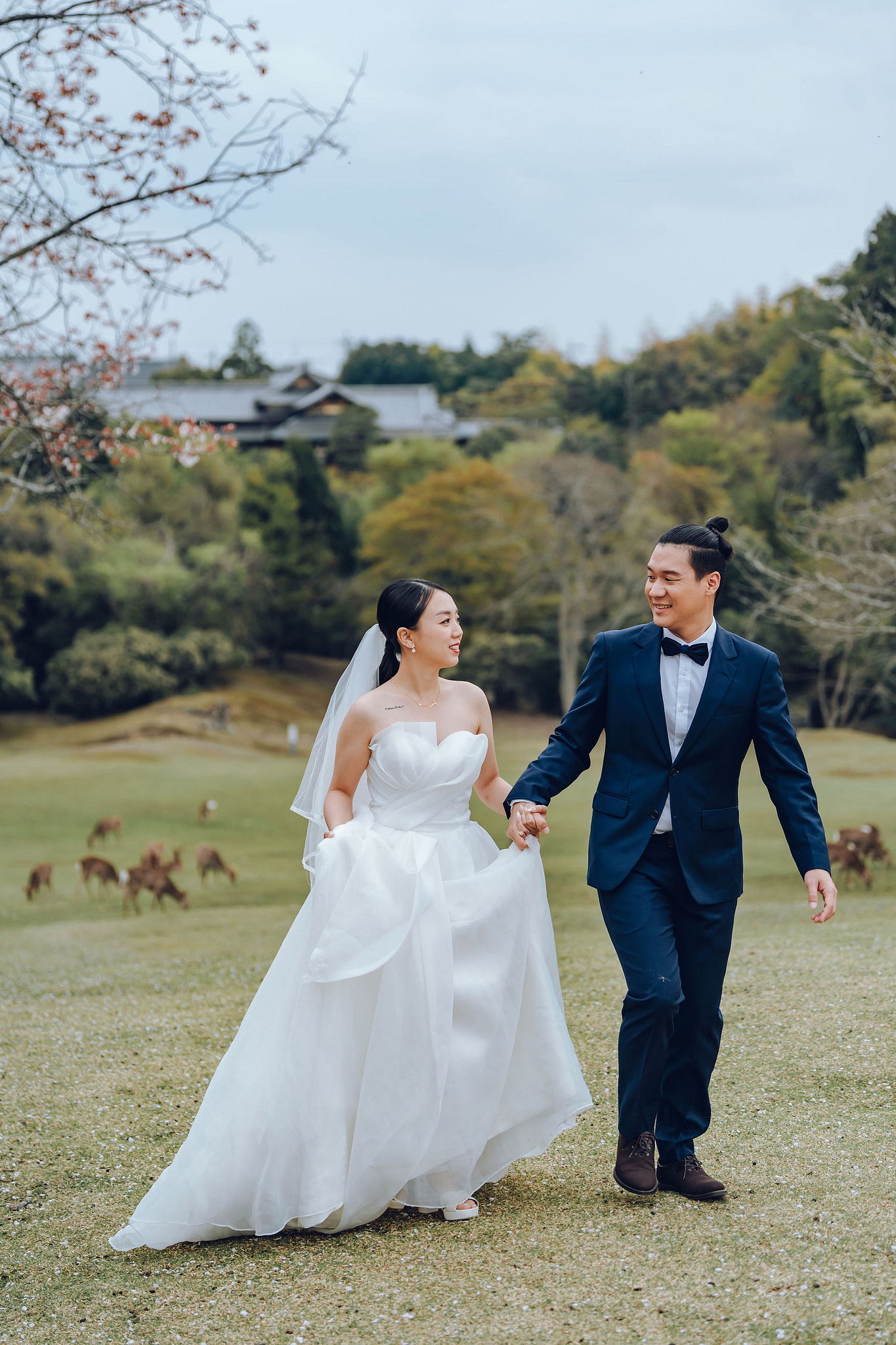 Kyoto Pre-Wedding Photoshoot | Historic Higashiyama Streets, Keage Incline & Nara Park at Nara Park pre-wedding photo