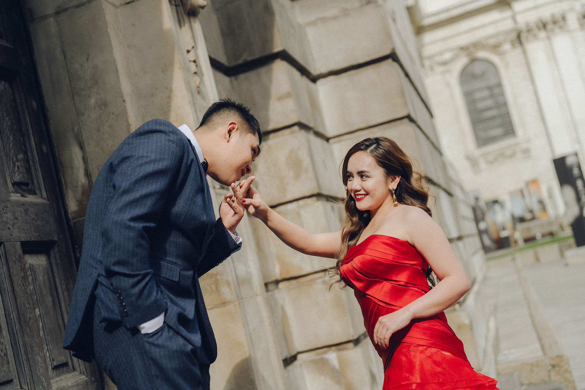 London Pre-Wedding Photoshoot | Westminster, St. Paul’s Cathedral & London Streets at St. Paul’s Cathedral pre-wedding photo