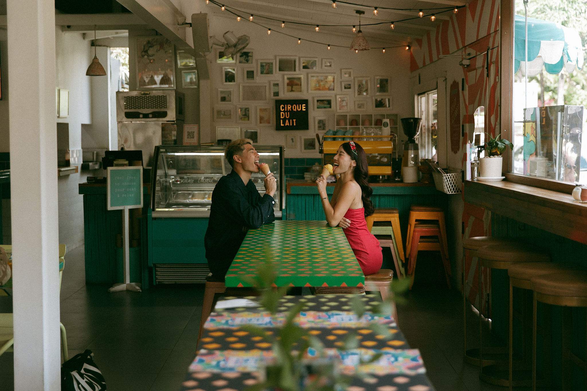 Bali Pre-Wedding Photoshoot | Mt. Batur Pinggan Village, Gelato Diner & Black Sand Beach at Restaurant   pre-wedding photo
