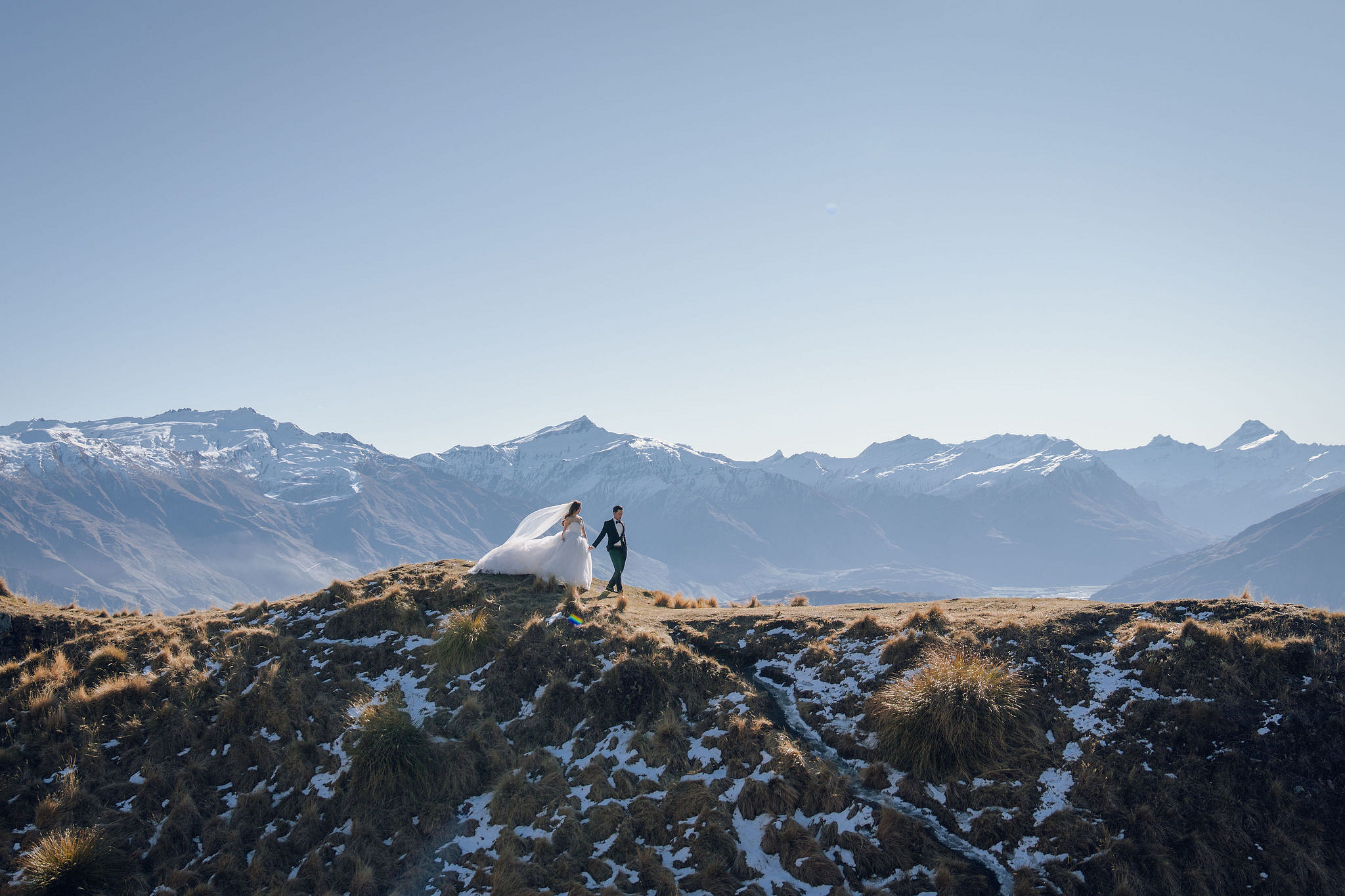 New Zealand Pre-Wedding Photoshoot | Coromandel Peak, Lake Wakatipu & Queenstown, Skippers Canyon, Lake Tekapo, Mount Cook National Park & Glacier at Coromandel Peak pre-wedding photo