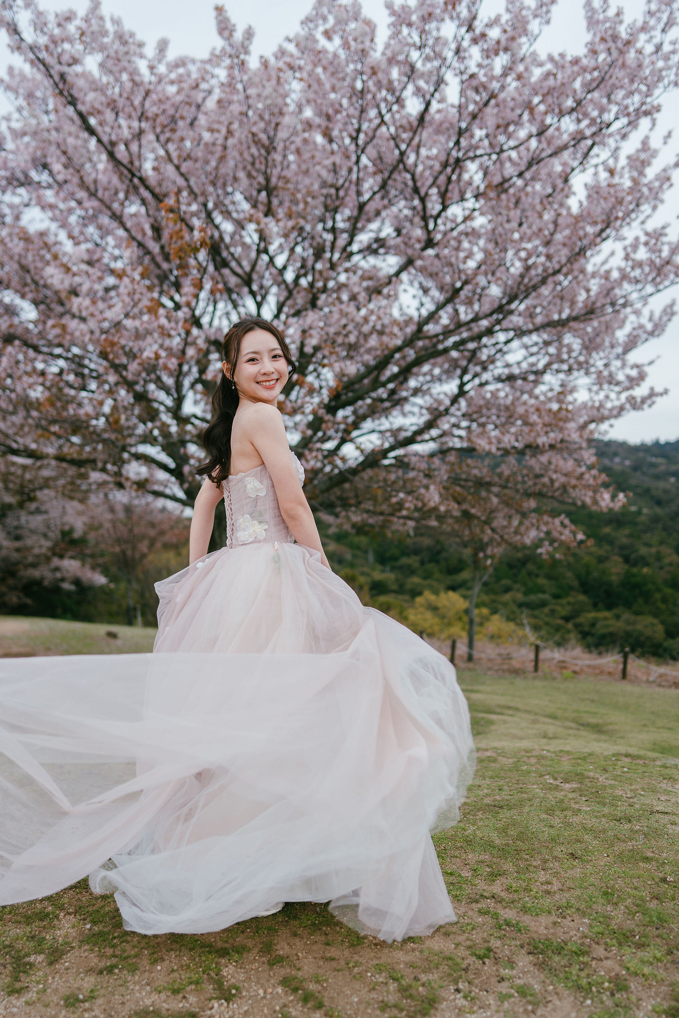 Kyoto Pre-Wedding Photoshoot | Fushimi Inari, Nara Deer Park & Mt. Wakakusa at Mt. Wakakusa pre-wedding photo