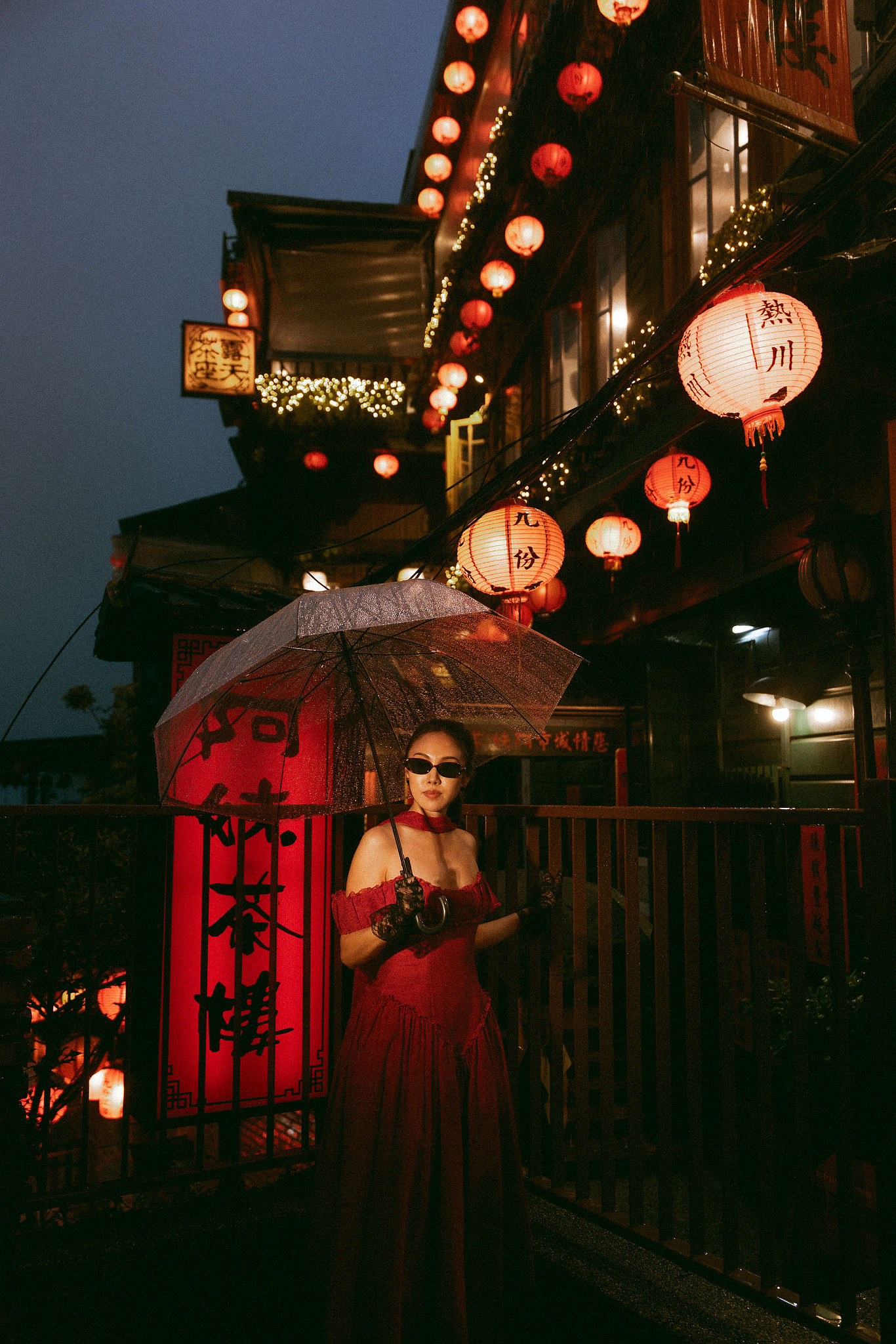 Taiwan Pre-Wedding Photoshoot | Bopiliao Historical Block, Nanya Rocks, Jinguashi & Jiufen at Jiufen pre-wedding photo