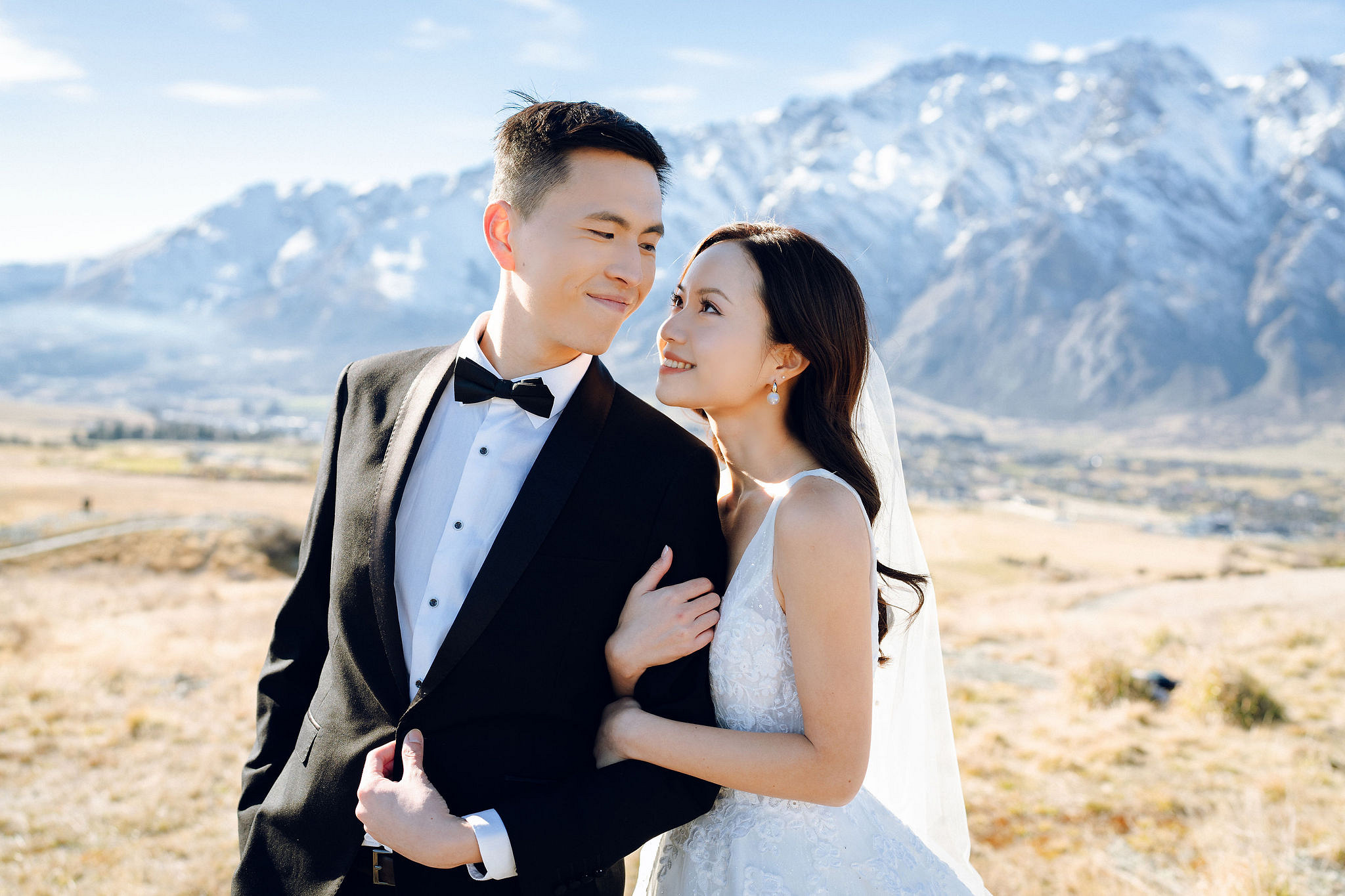 New Zealand Pre-Wedding Photoshoot with Lake Wakatipu, Skippers Canyon, Lake Tekapo, Mount Cook, and Omarama Clay Cliffs at Lake Wakatipu pre-wedding photo