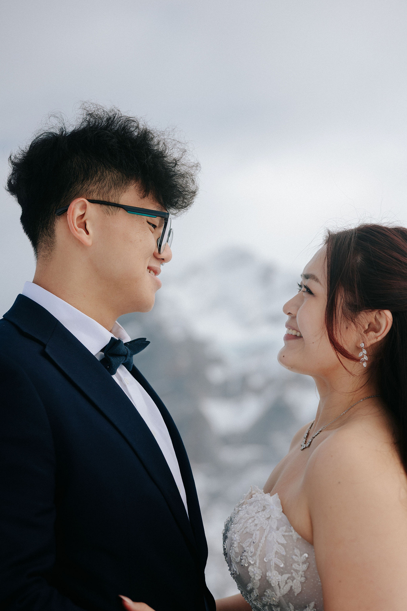 Switzerland Pre-Wedding Photoshoot | Lauterbrunnen, Grindelwald First & Lake Brienz at Grindelwald First pre-wedding photo