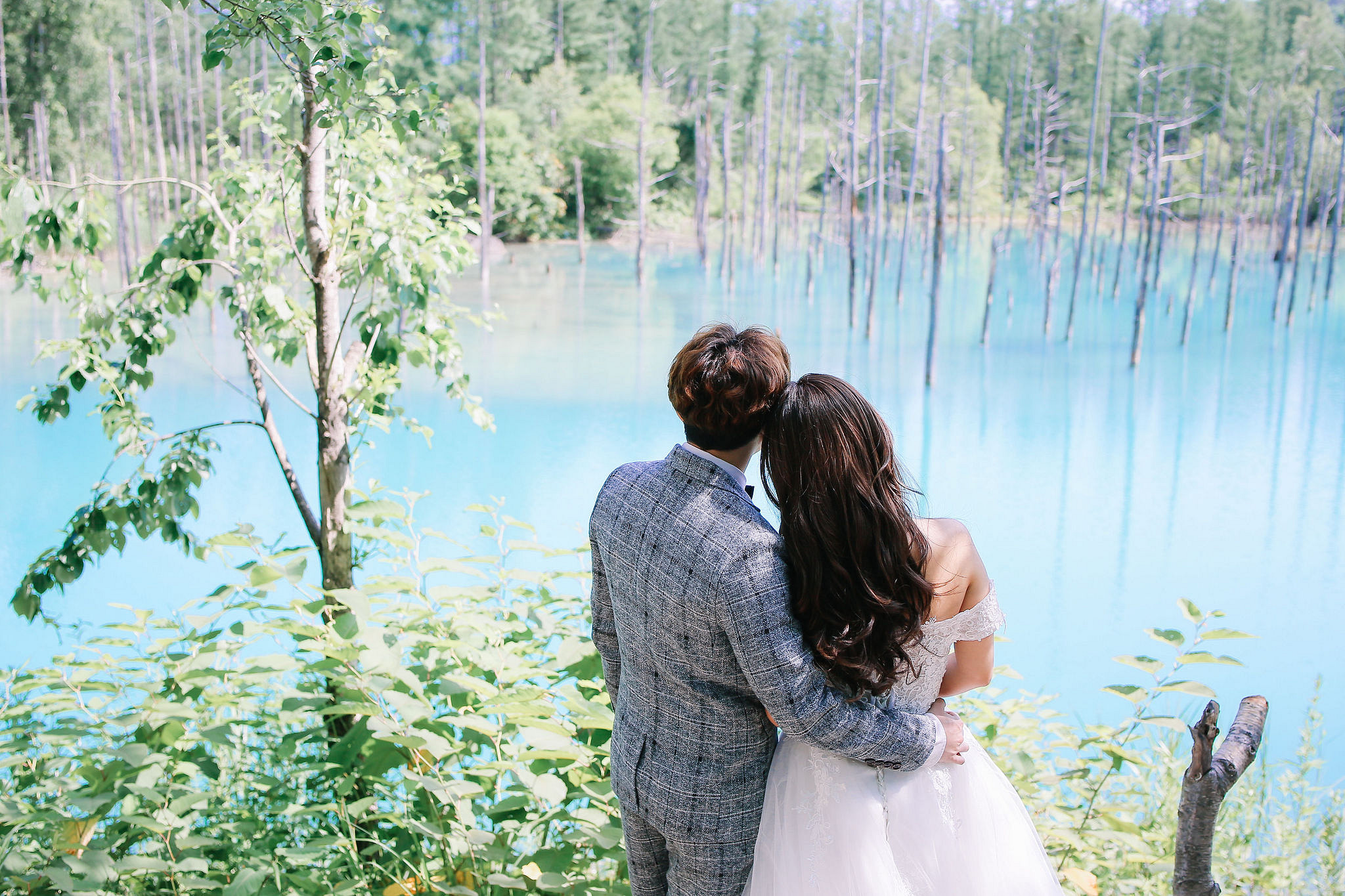 Photographer In Hokkaido: Pre-Wedding Photoshoot At Blue Pond And Saika No Sato Flower Farm at Blue Pond & Lavender Park pre-wedding photo