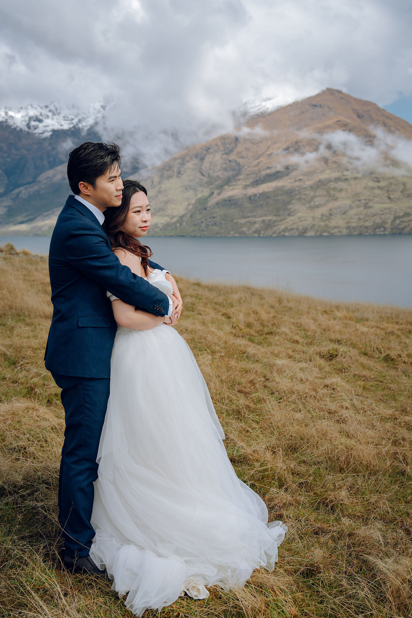 New Zealand Pre-Wedding Photoshoot | Lake Wakatipu, Alta Tarns, Coromandel Peak to Mount Cook at Lake Wakatipu pre-wedding photo