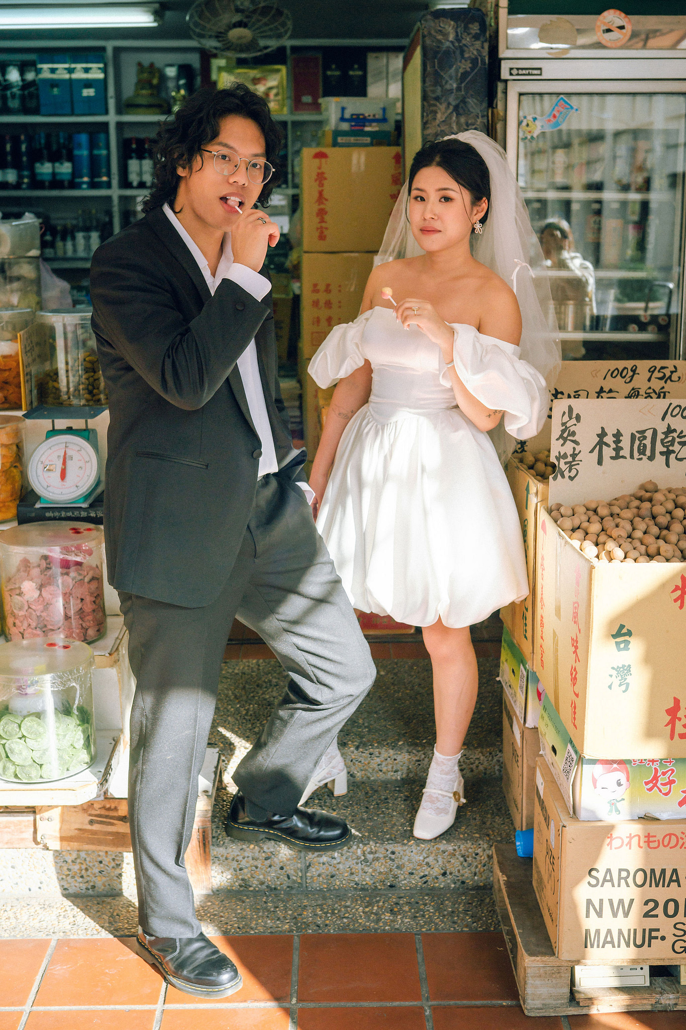 Taiwan Pre-Wedding Photoshoot | Lin Family Mansion, Dadaocheng & Yangmingshan at Dadaocheng pre-wedding photo
