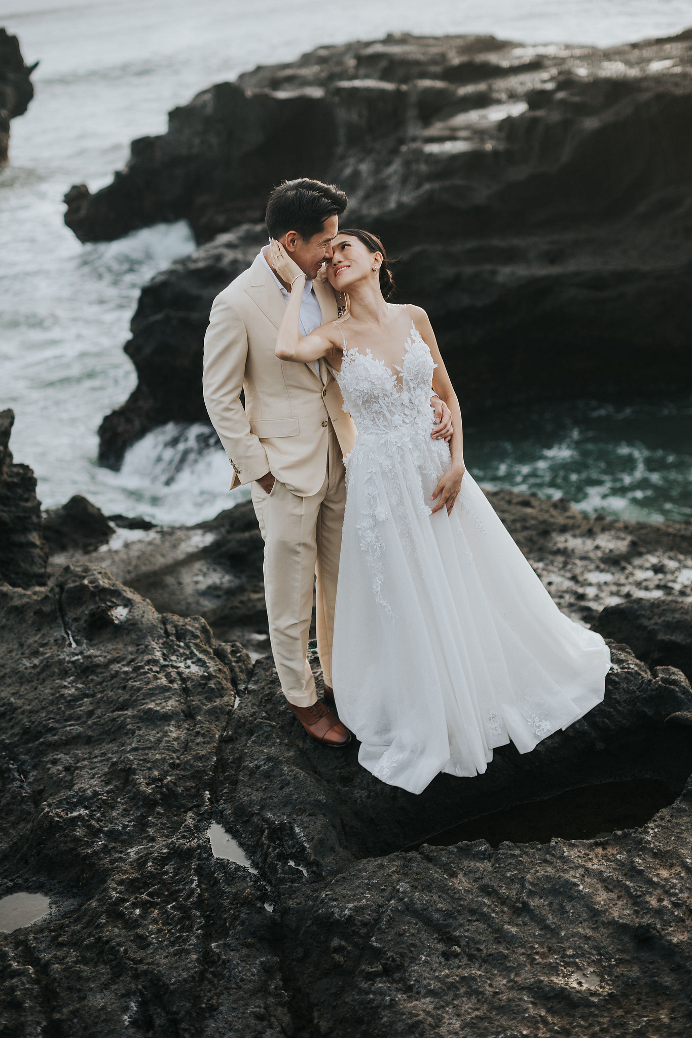 Bali Pre-Wedding Photoshoot | Lake Tamblingan, Rumah Gemuk & Mengening Beach at Mengening Beach 2 (Gown)   pre-wedding photo