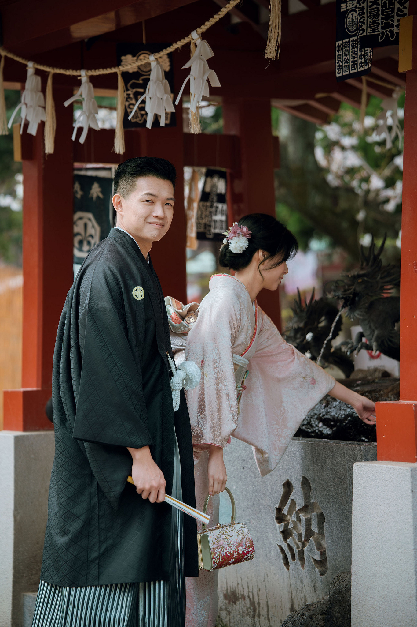 Tokyo & Mt Fuji Pre-Wedding Photoshoot | Senso-Ji Temple, Tokyo Park & Lake Kawaguchiko at Senso-Ji Temple pre-wedding photo
