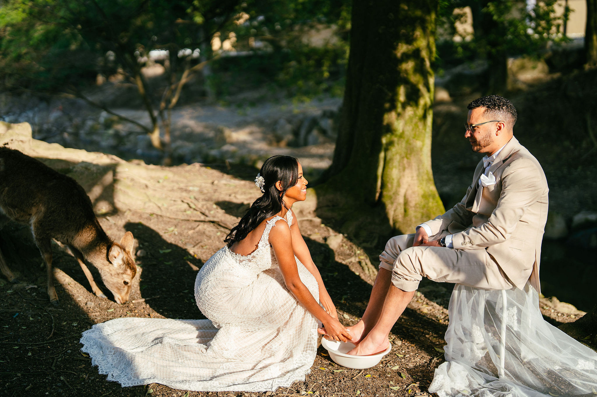 Kyoto Post-Wedding Photoshoot | Gion, Nara Deer Park & Mt. Wakakusa at Nara Deer Park pre-wedding photo