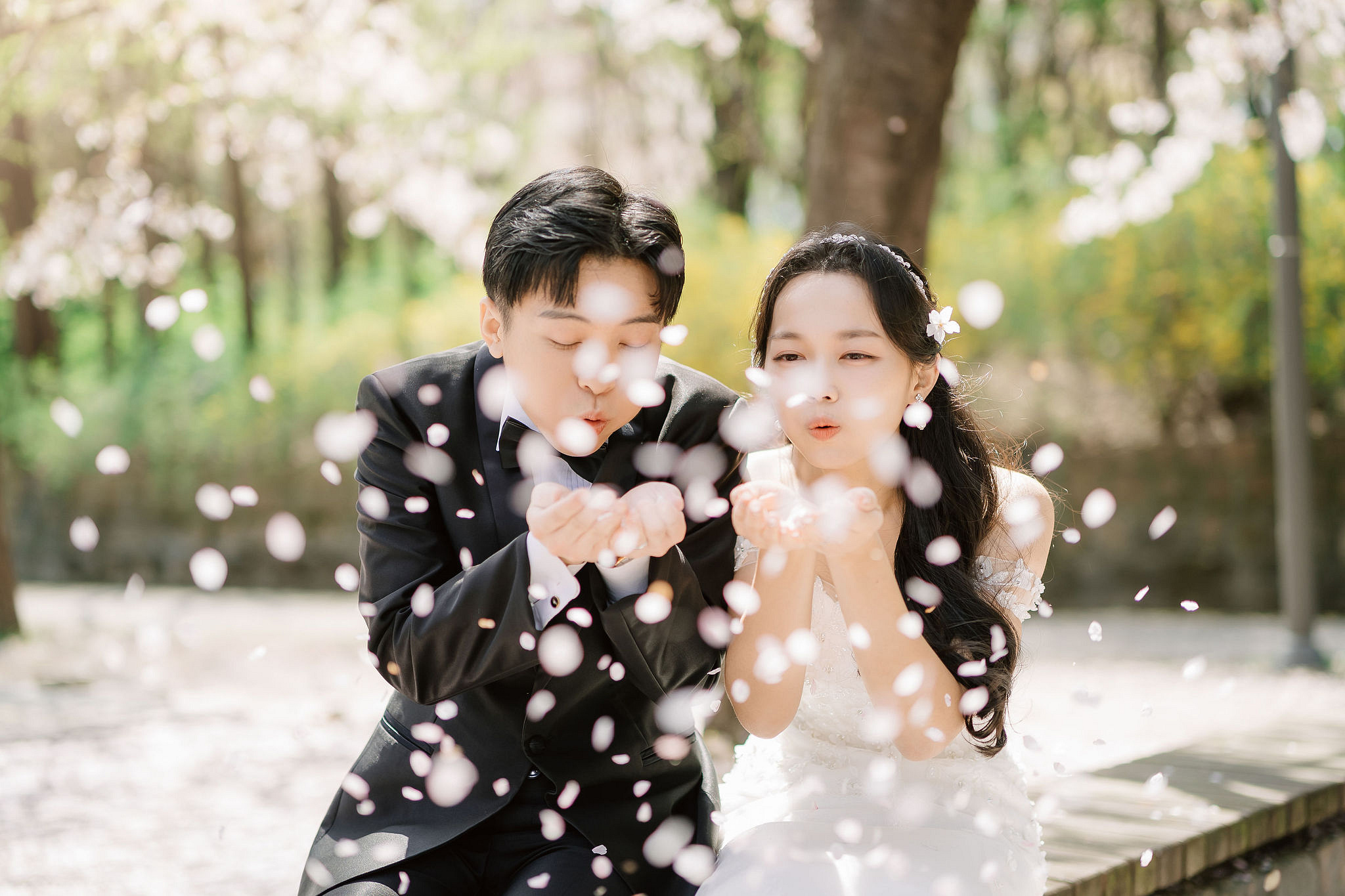 Seoul Pre-Wedding Photoshoot | Seoul Forest, Namsan Tower & Namsangol Hanok Village at Seoul Forest pre-wedding photo