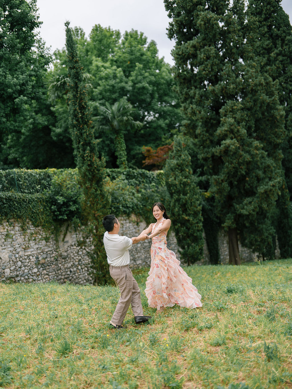 Lake Como Pre-Wedding Photoshoot | Bellagio, Lake Como & Villa Melzi Gardens at Bellagio Town pre-wedding photo