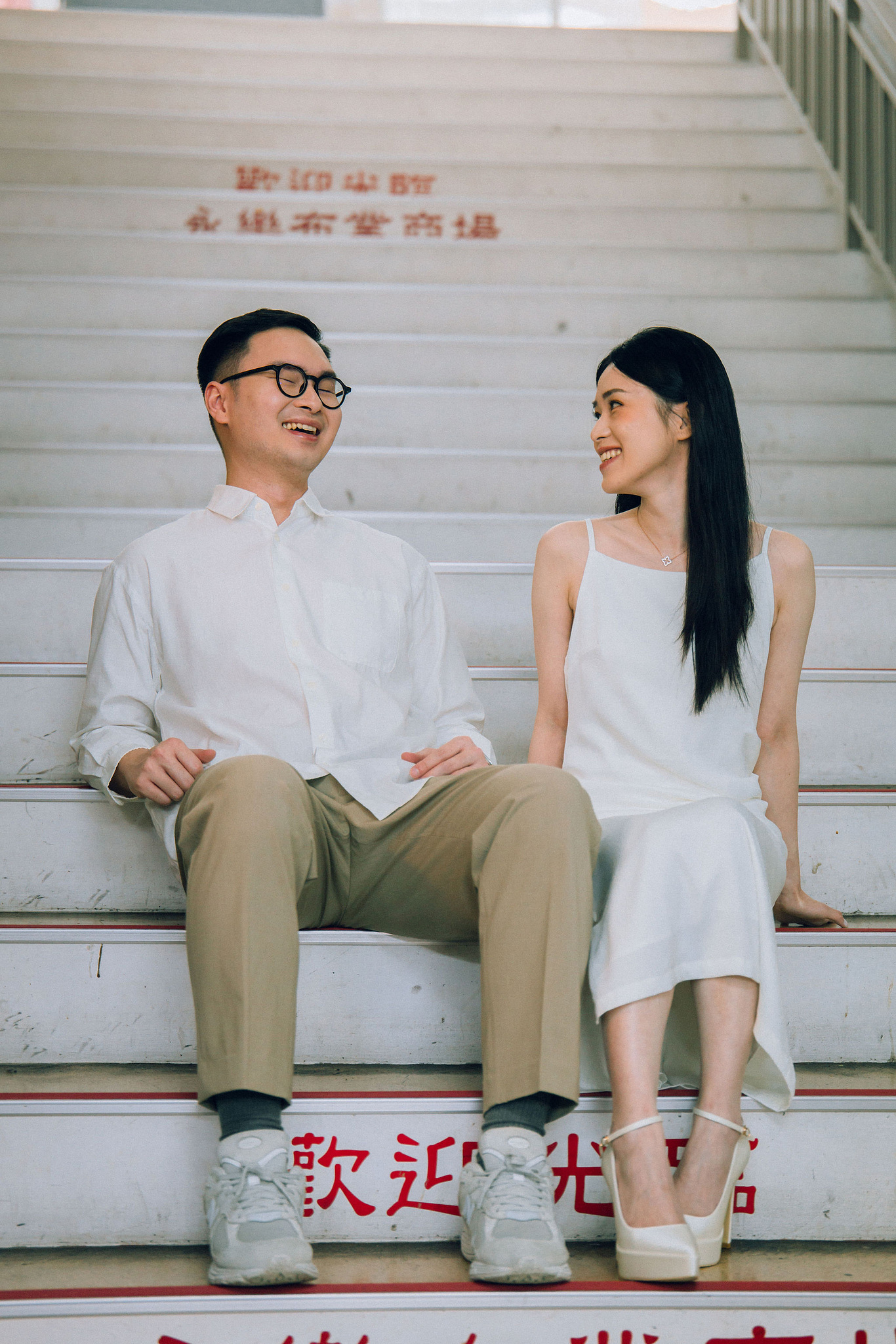 Taiwan Pre-Wedding Photoshoot | Dadaocheng, Shifen & Jiufen at Da Dao Cheng pre-wedding photo