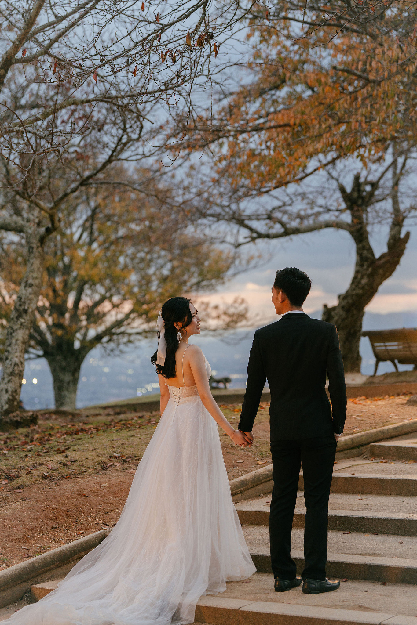 Kyoto Pre-Wedding Photoshoot | Gion Streets & Fushimi Inari Shrine & Nara Park at Nara Park & Mount Wakakusa pre-wedding photo