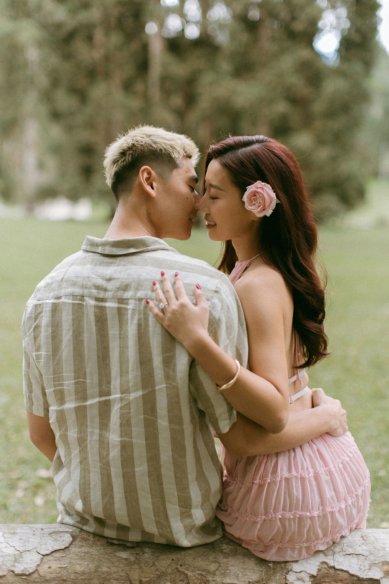 Bali Pre-Wedding Photoshoot | Lake Tamblingan, Kebun Raya Botanic Gardens & Blangsinga Waterfall at Botanic Gardens pre-wedding photo