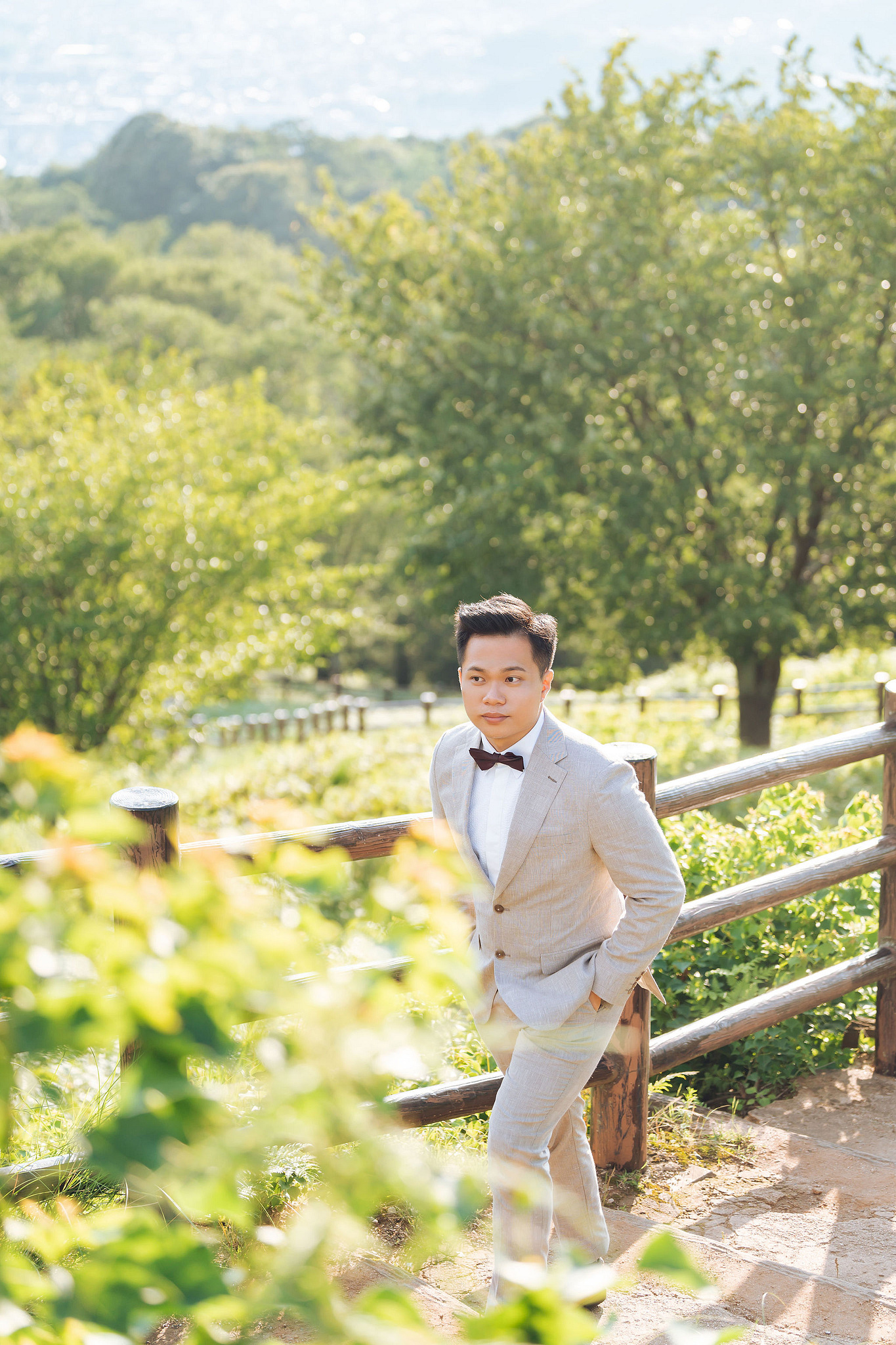 Kyoto Pre-Wedding Photoshoot | Gion Streets, Higashiyama & Nara Park at Nara Park Lawns pre-wedding photo